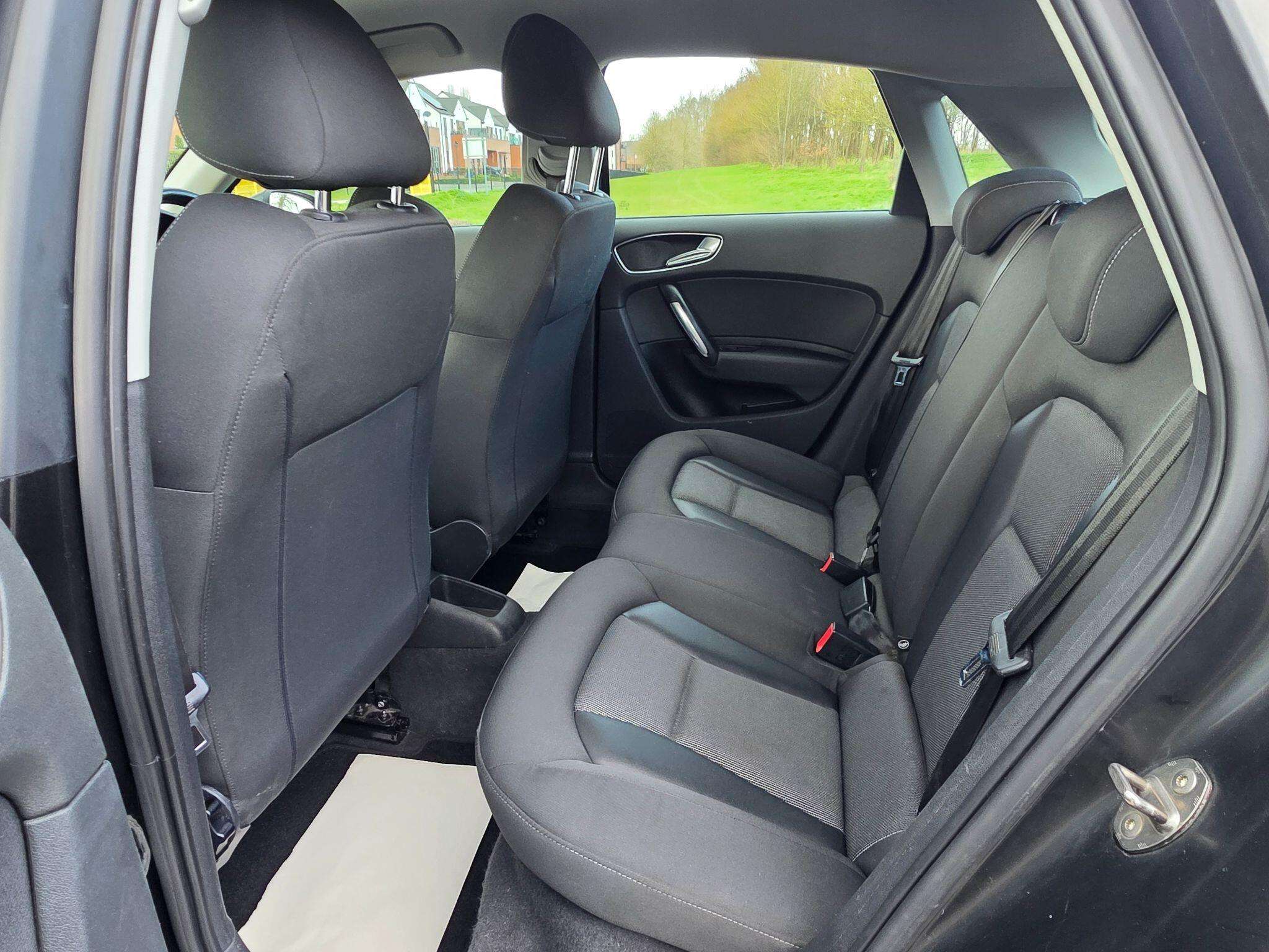 2012 AUDI A1 2012 AUDI A1