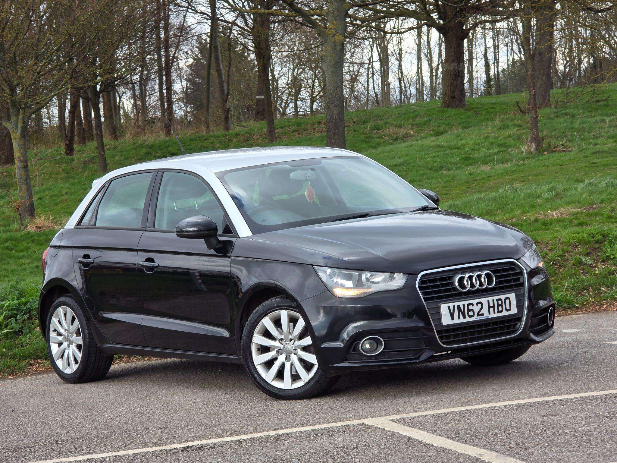A 2012 AUDI A1 1.6 TDI Sport Sportback Euro 5 (s/s) 5dr A 2012 AUDI A1 1.6 TDI Sport Sportback Euro 5 (s/s) 5dr