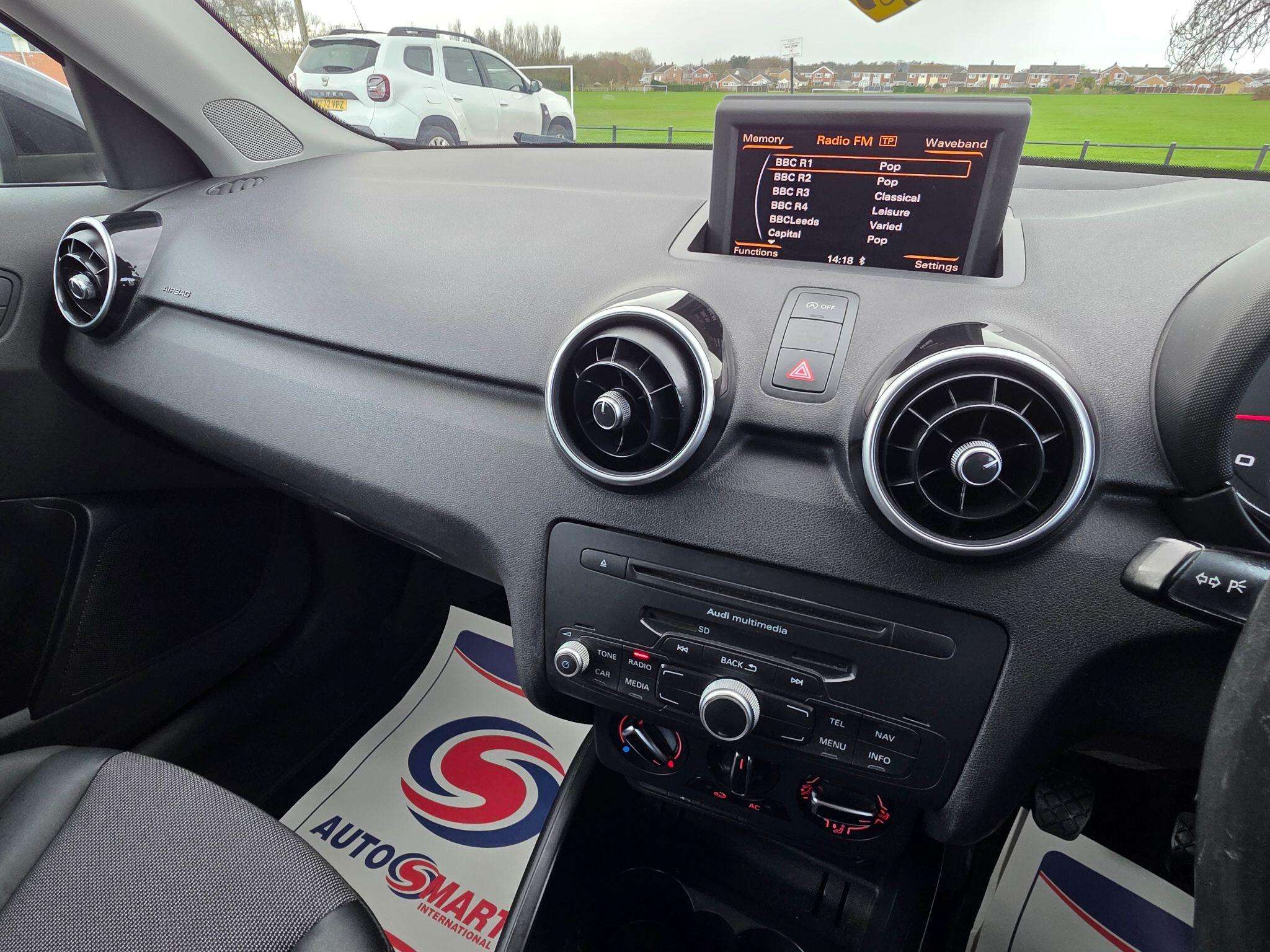 2012 AUDI A1 2012 AUDI A1