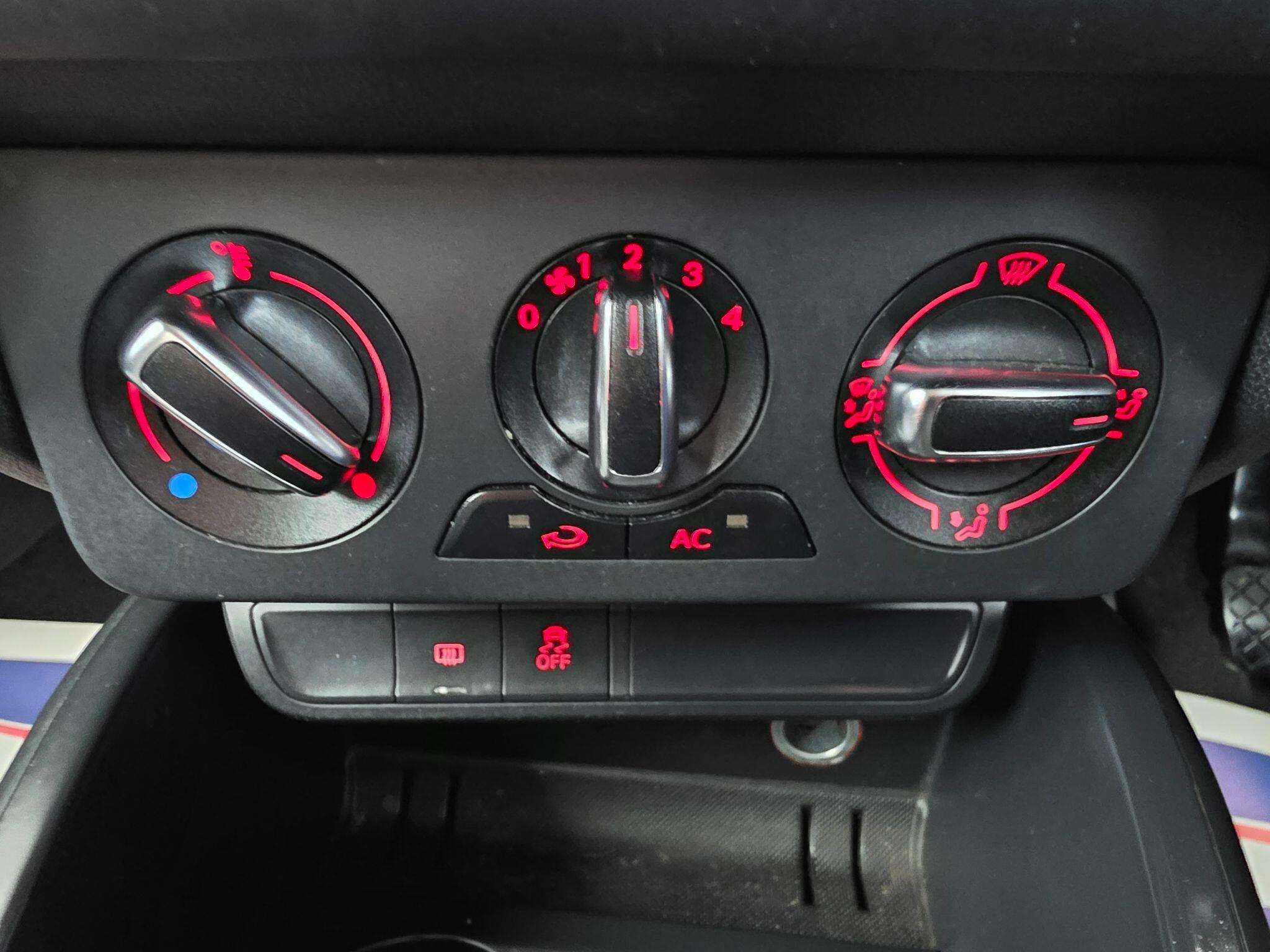 2012 AUDI A1 2012 AUDI A1