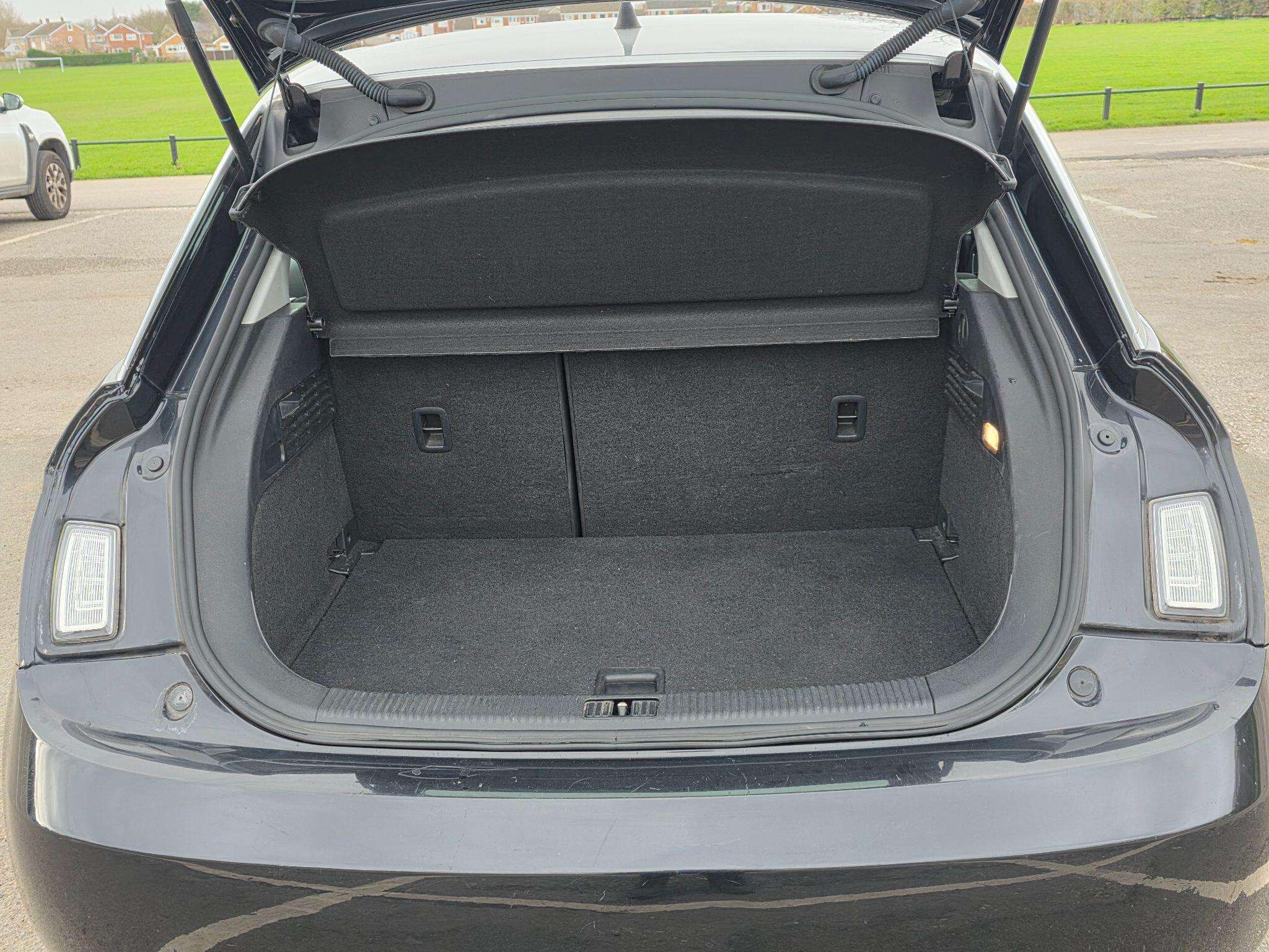 2012 AUDI A1 2012 AUDI A1