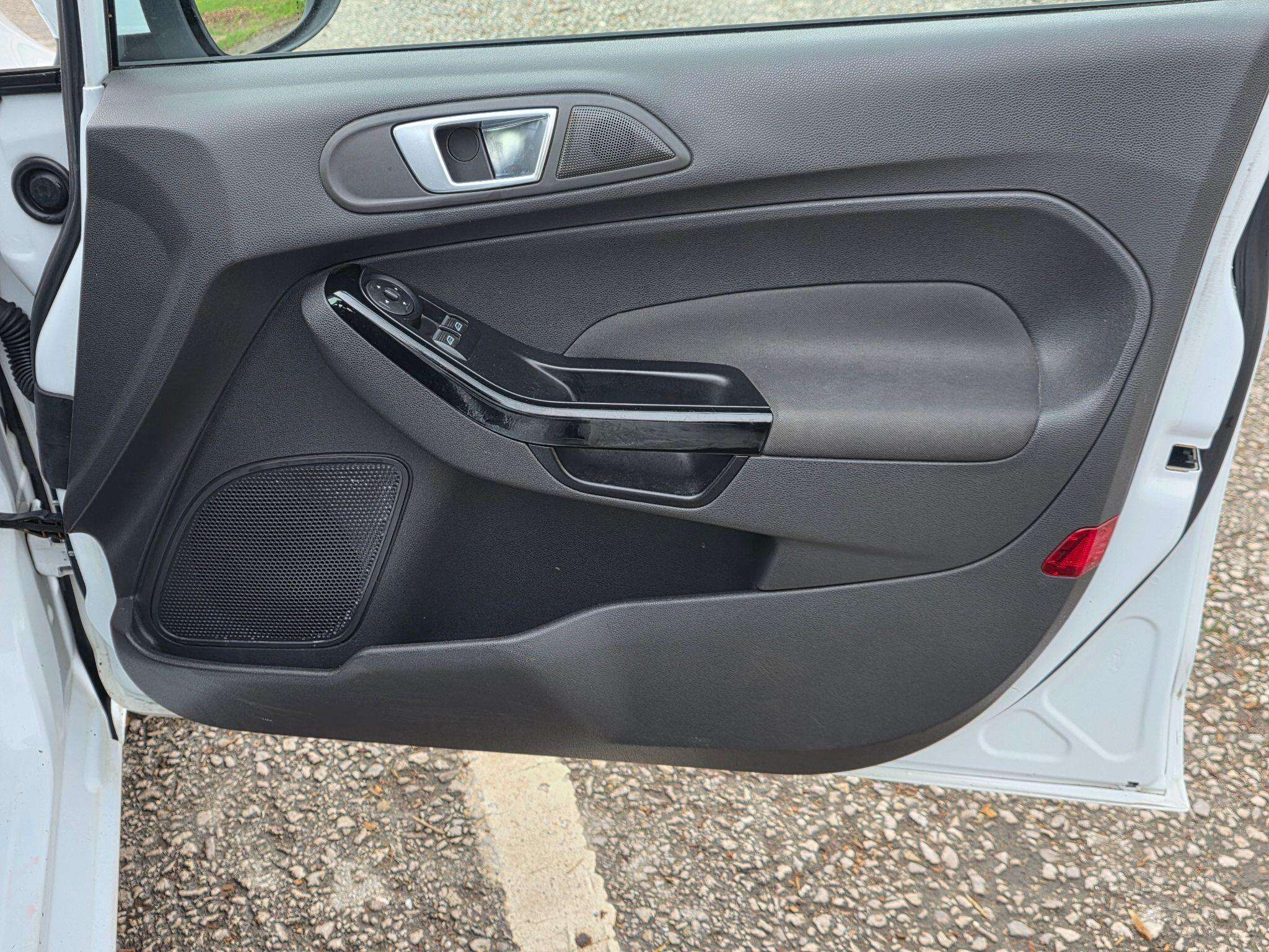 2016 FORD FIESTA 2016 FORD FIESTA