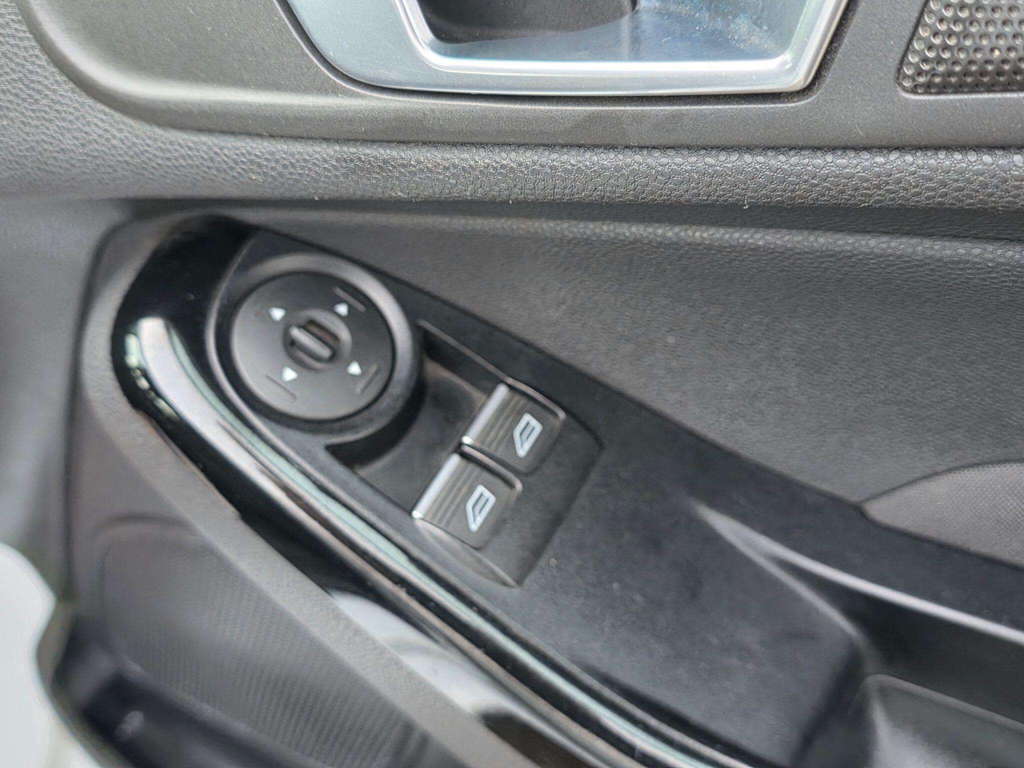 2016 FORD FIESTA 2016 FORD FIESTA