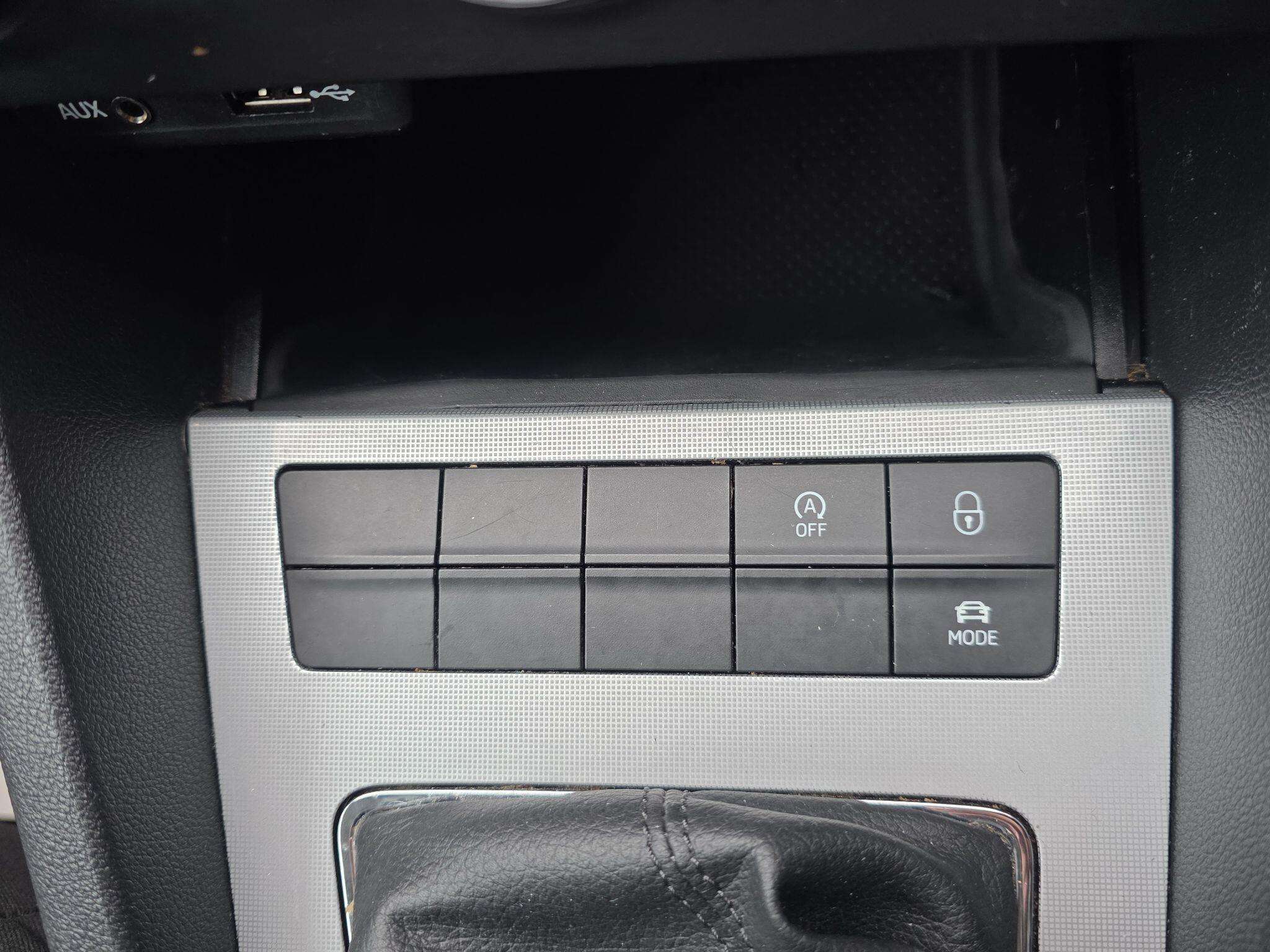 2015 SKODA OCTAVIA 2015 SKODA OCTAVIA