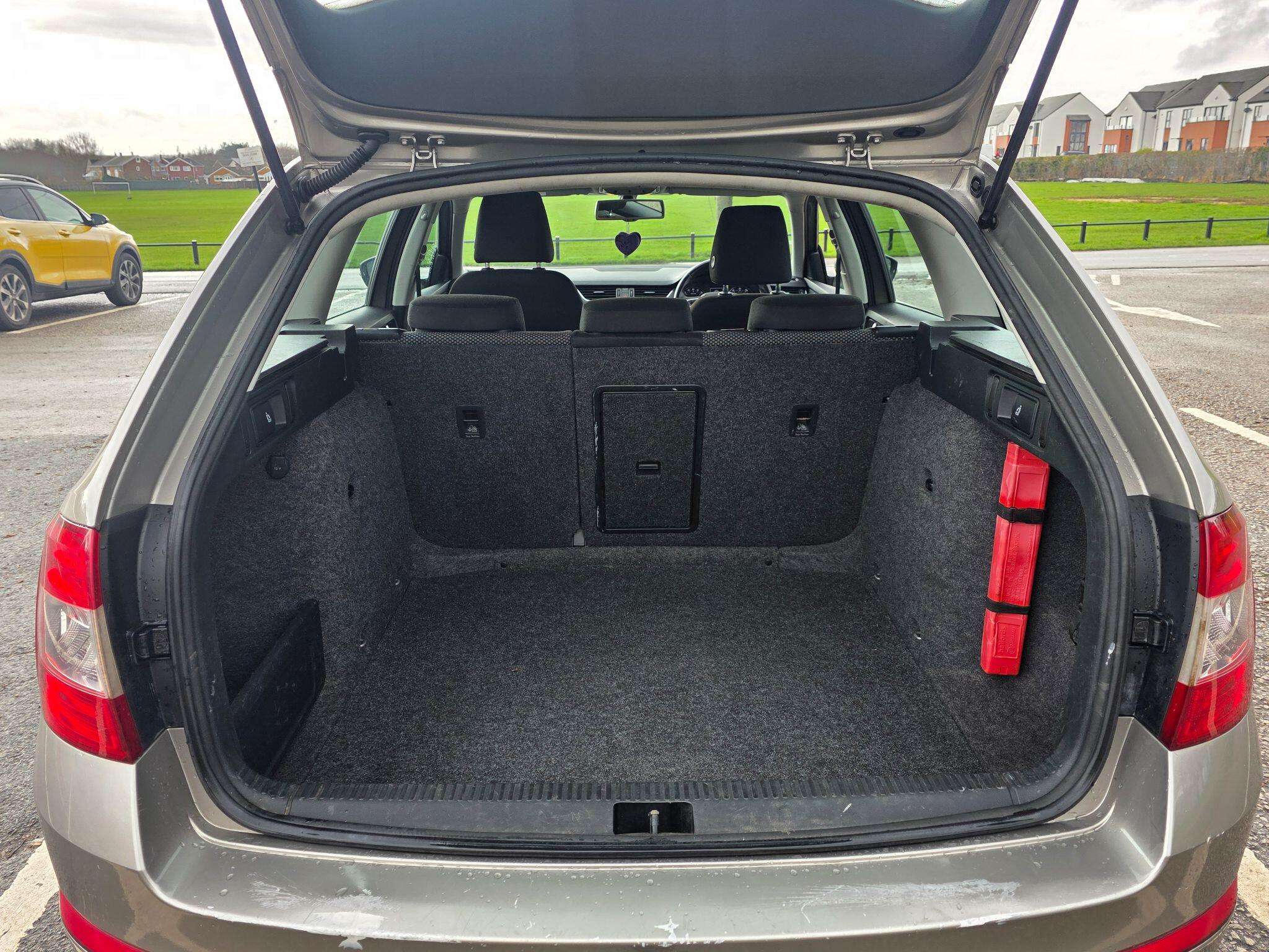 2015 SKODA OCTAVIA 2015 SKODA OCTAVIA