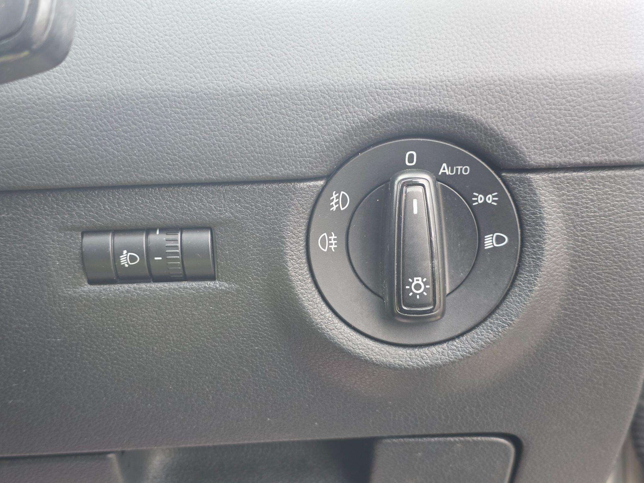 2015 SKODA OCTAVIA 2015 SKODA OCTAVIA