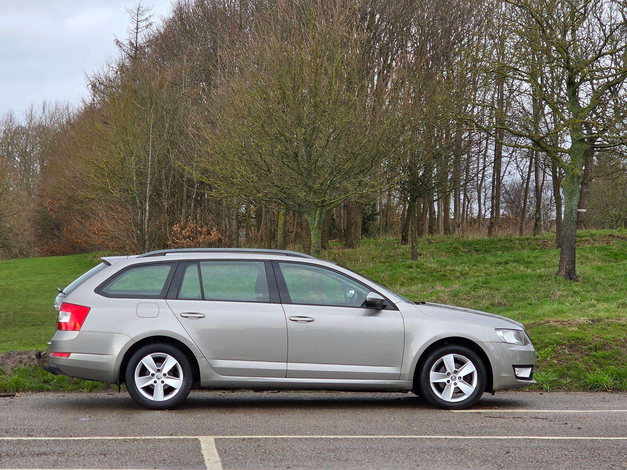 2015 SKODA OCTAVIA 2015 SKODA OCTAVIA
