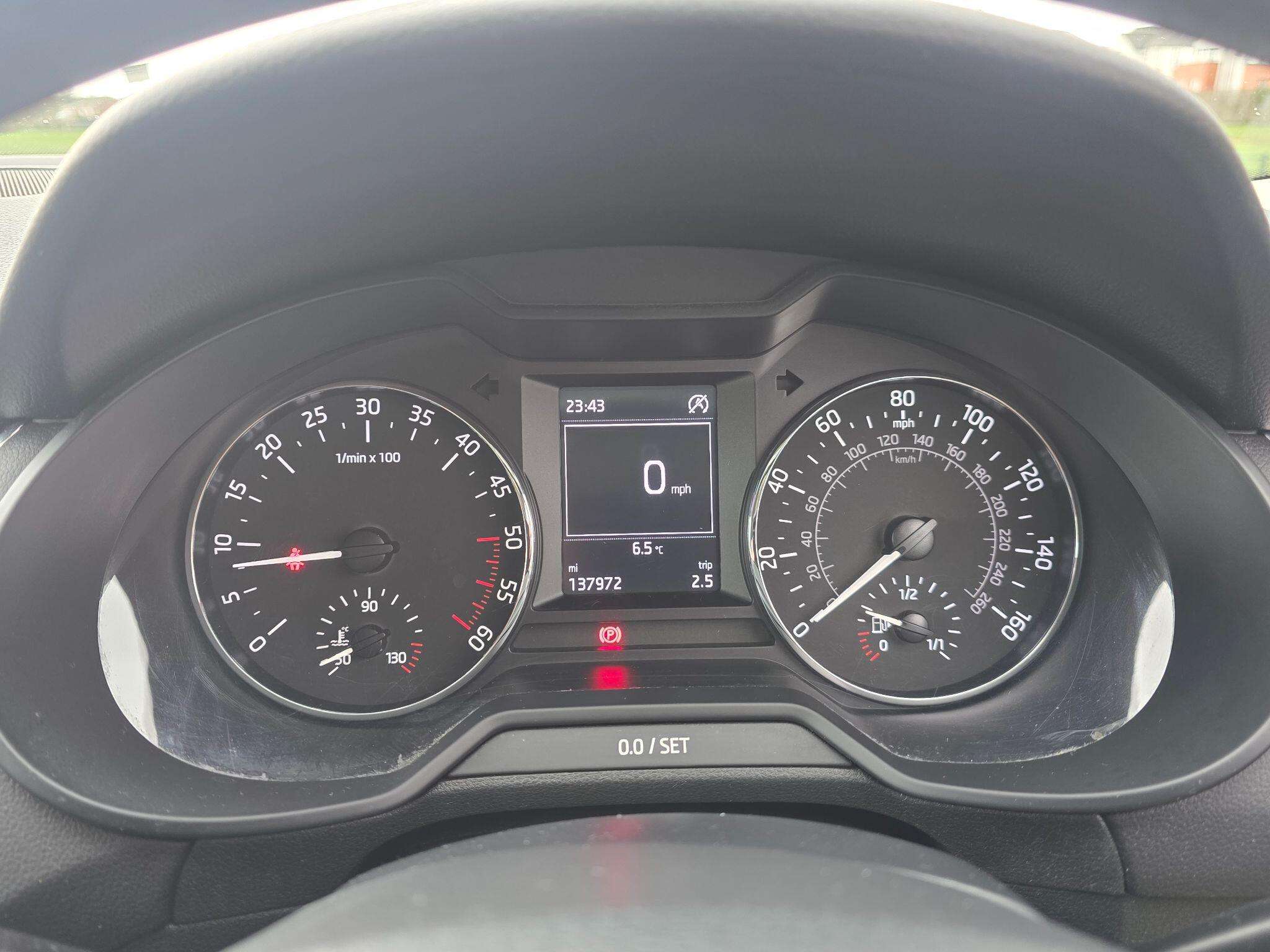 2015 SKODA OCTAVIA 2015 SKODA OCTAVIA