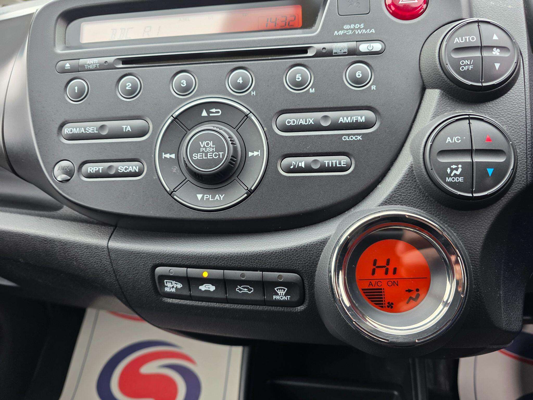 2013 HONDA JAZZ 2013 HONDA JAZZ