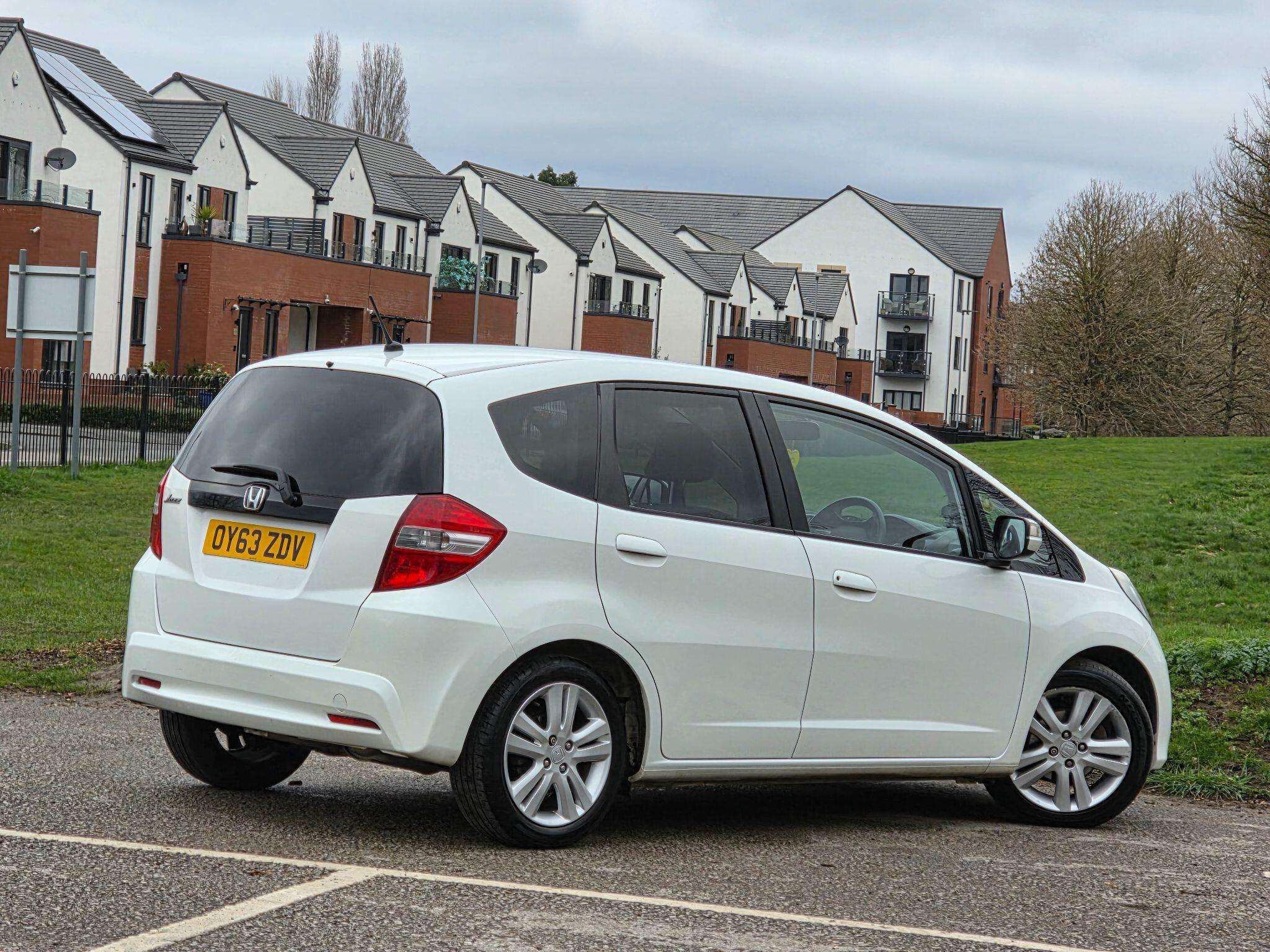 2013 HONDA JAZZ 2013 HONDA JAZZ