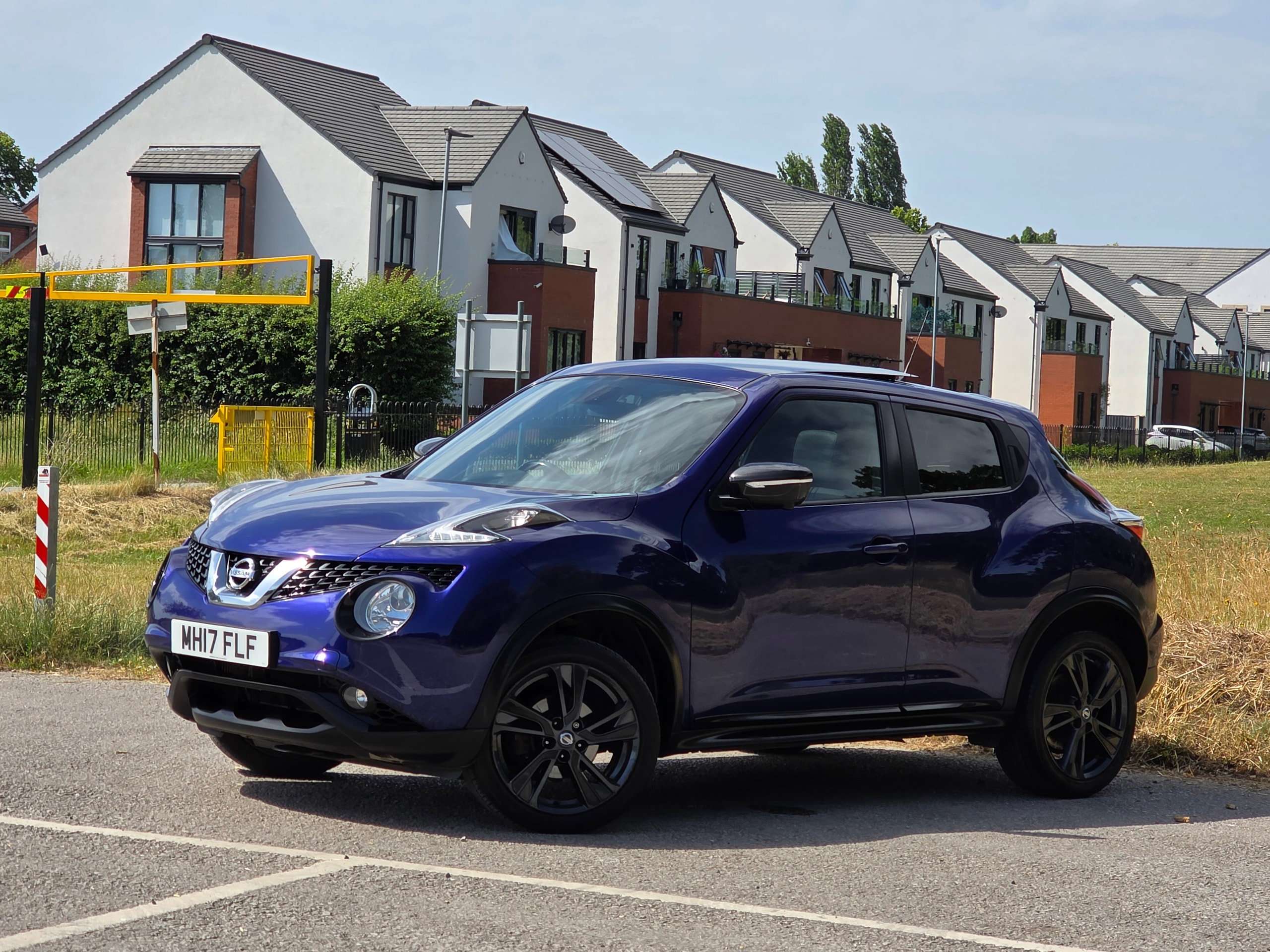 A 2017 NISSAN JUKE 1.5 dCi Tekna Euro 6 (s/s) 5dr A 2017 NISSAN JUKE 1.5 dCi Tekna Euro 6 (s/s) 5dr