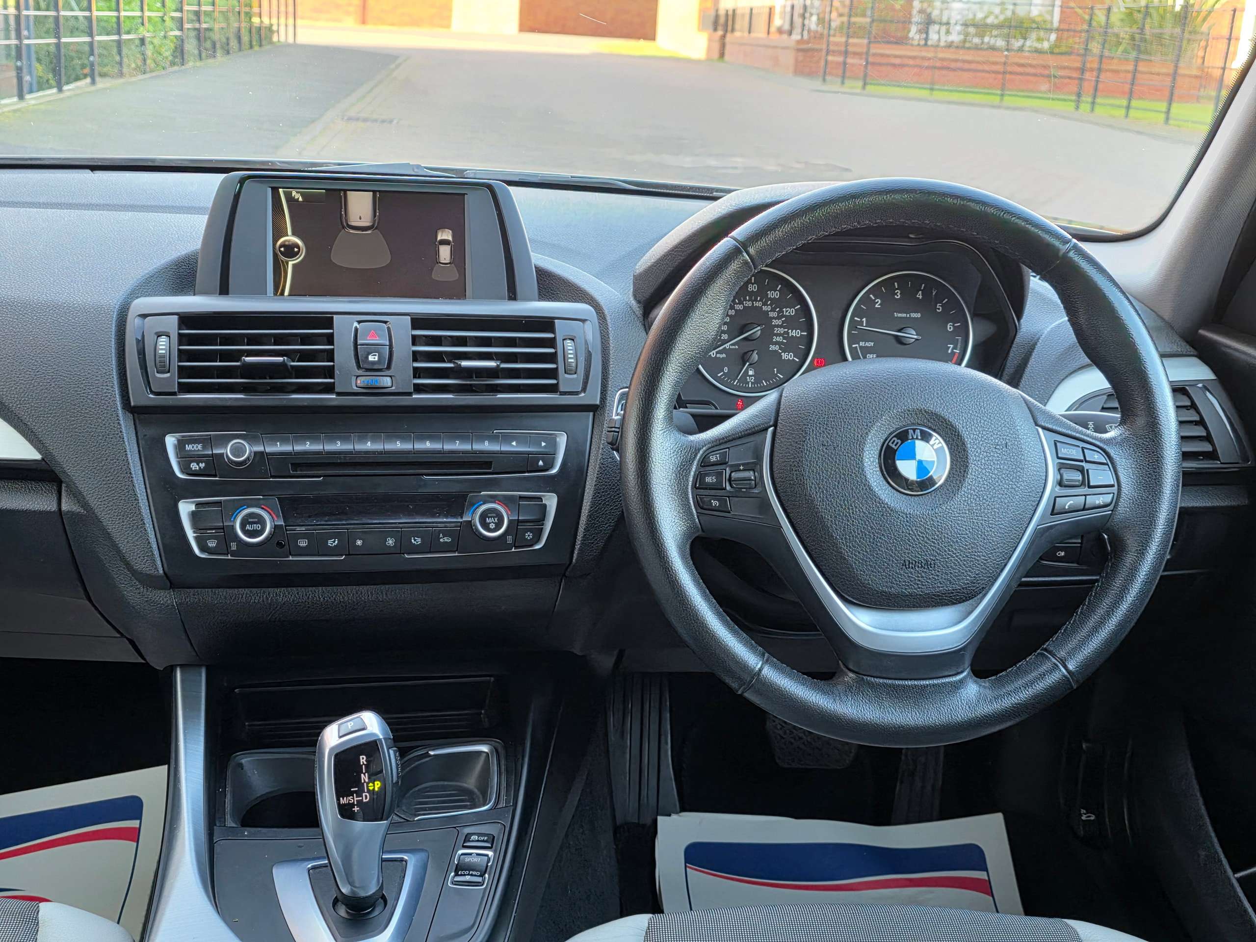 2011 BMW 1 SERIES 2011 BMW 1 SERIES