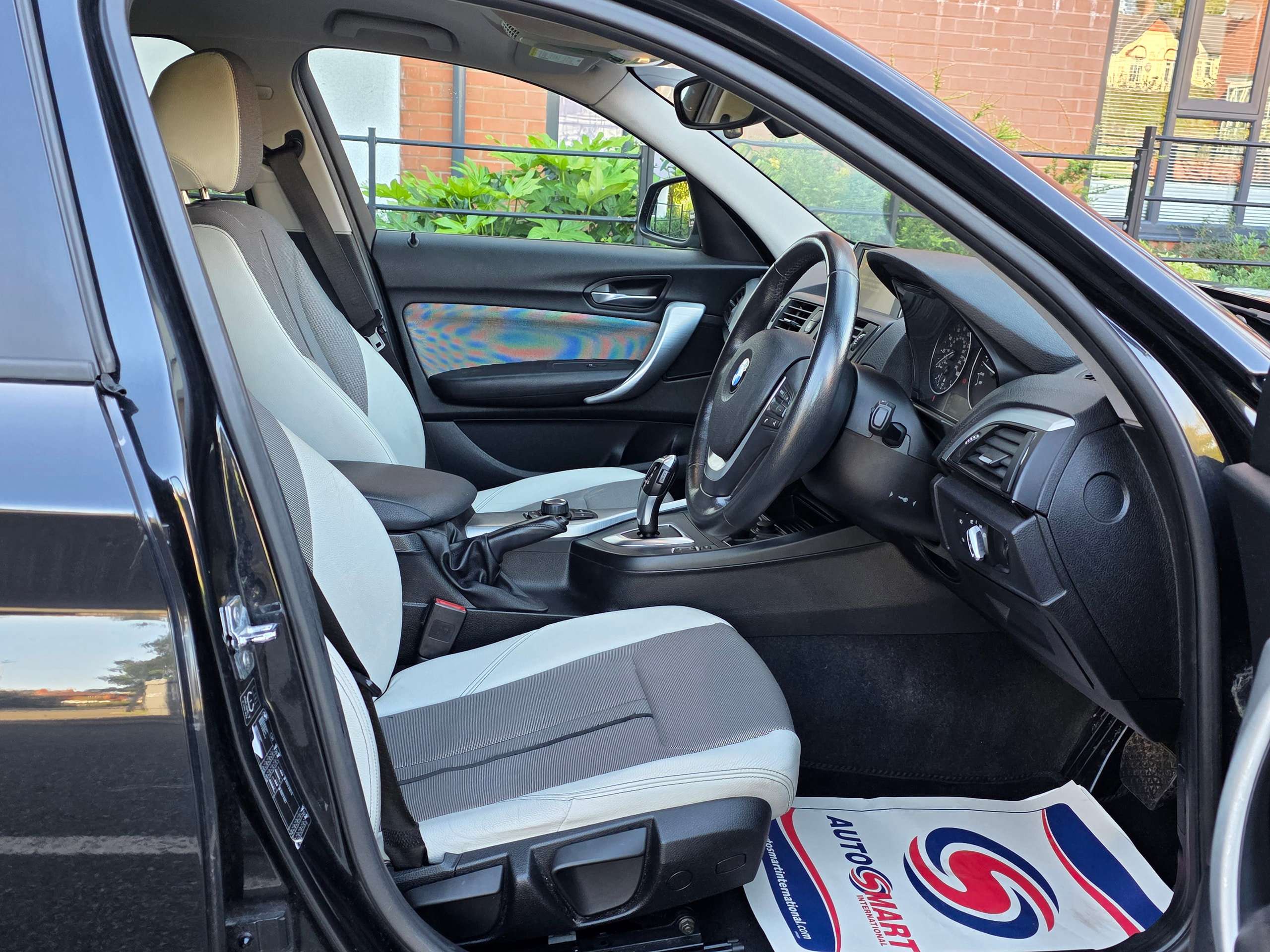 2011 BMW 1 SERIES 2011 BMW 1 SERIES