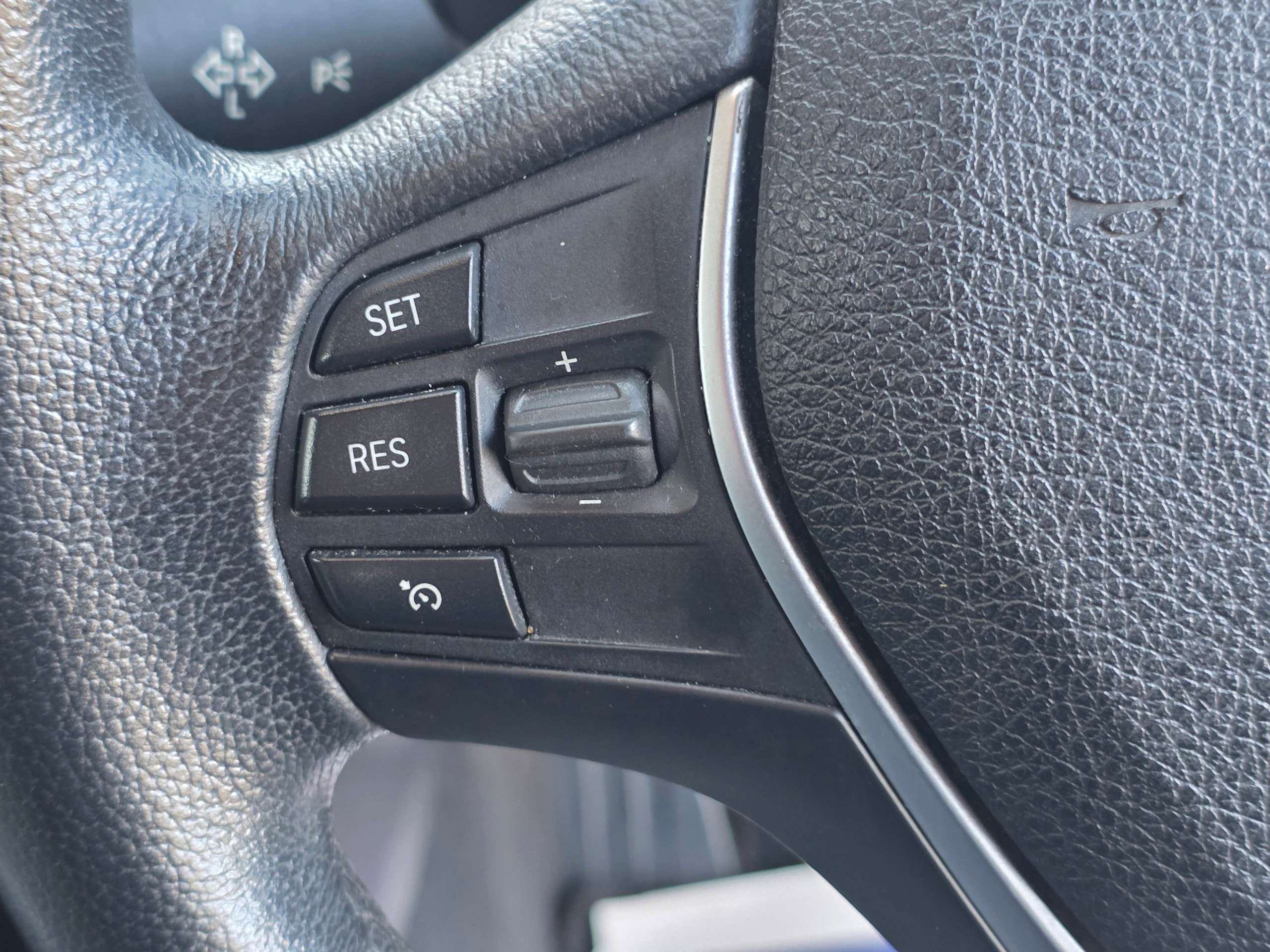 2011 BMW 1 SERIES 2011 BMW 1 SERIES