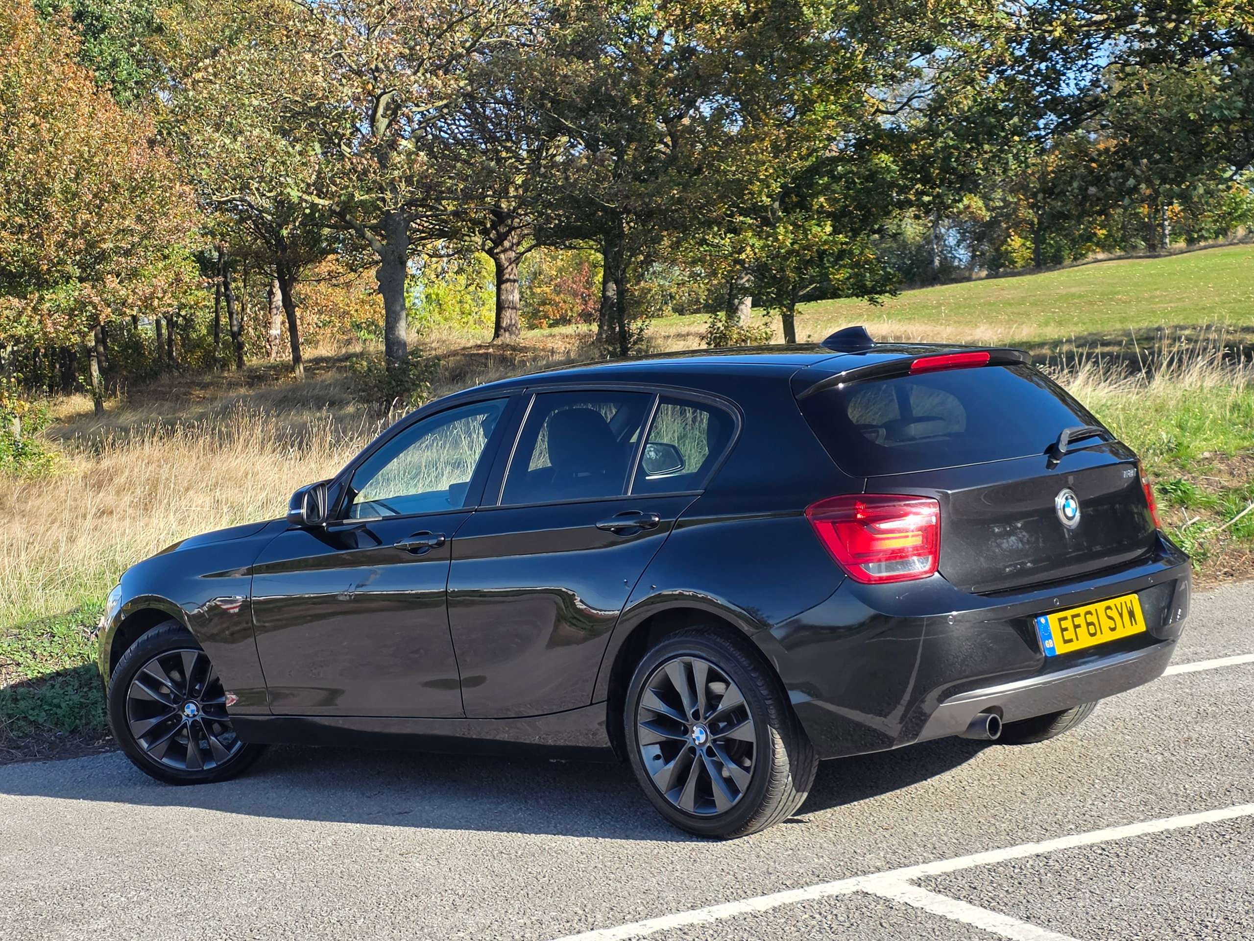 2011 BMW 1 SERIES 2011 BMW 1 SERIES