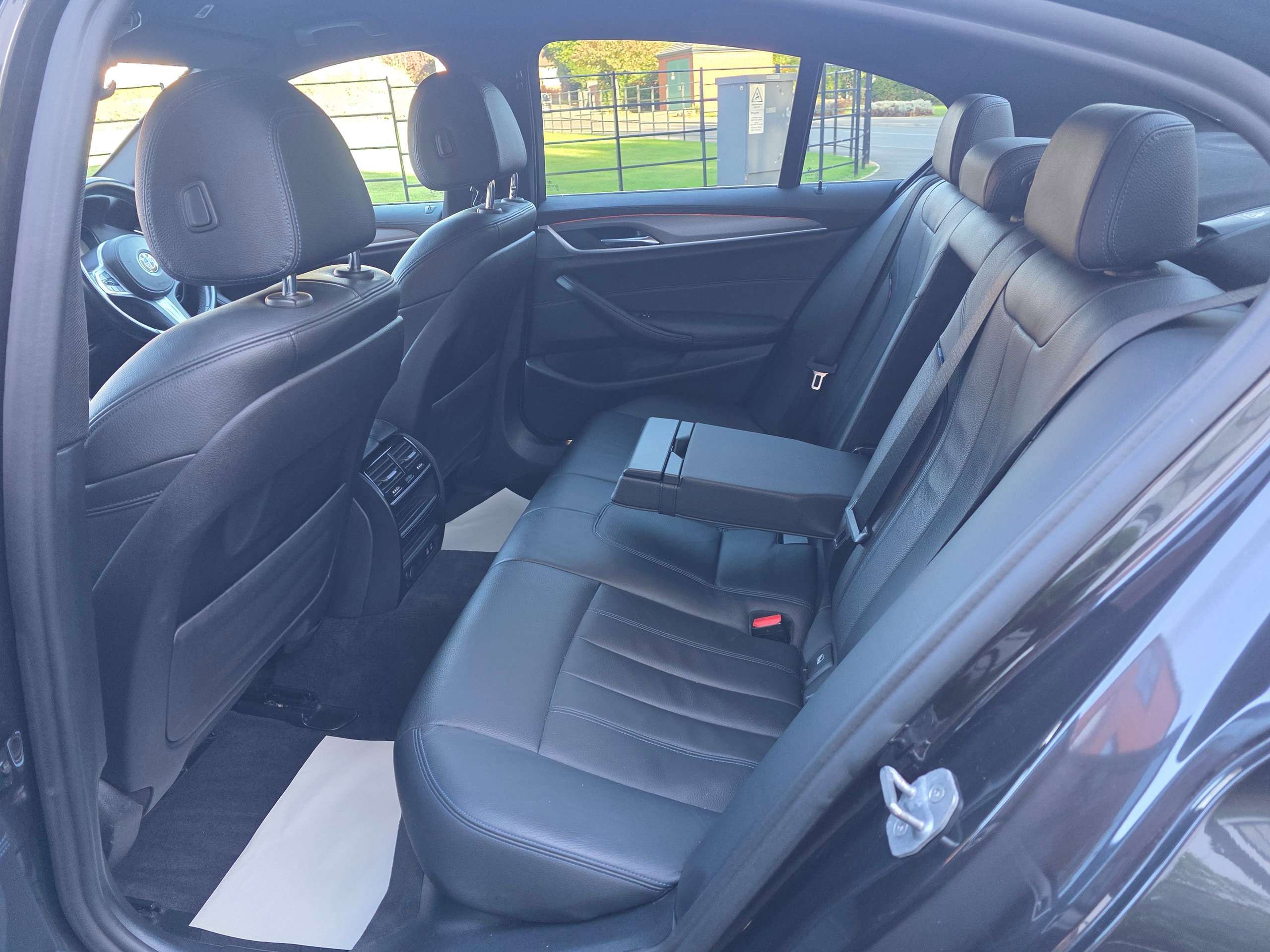 2020 BMW 5 SERIES 2020 BMW 5 SERIES
