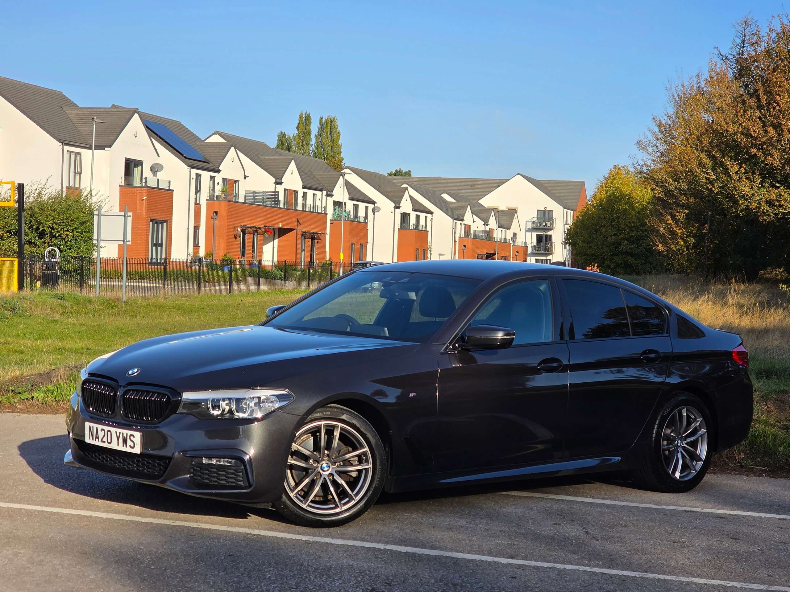 A 2020 BMW 5 SERIES 2.0 520d MHT M Sport Saloon 4dr Diesel Hybrid Auto Euro 6 (s/s) (190 ps) A 2020 BMW 5 SERIES 2.0 520d MHT M Sport Saloon 4dr Diesel Hybrid Auto Euro 6 (s/s) (190 ps)