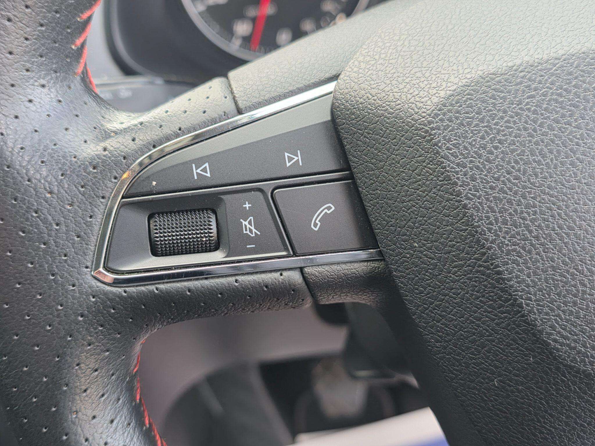 2014 SEAT LEON 2014 SEAT LEON