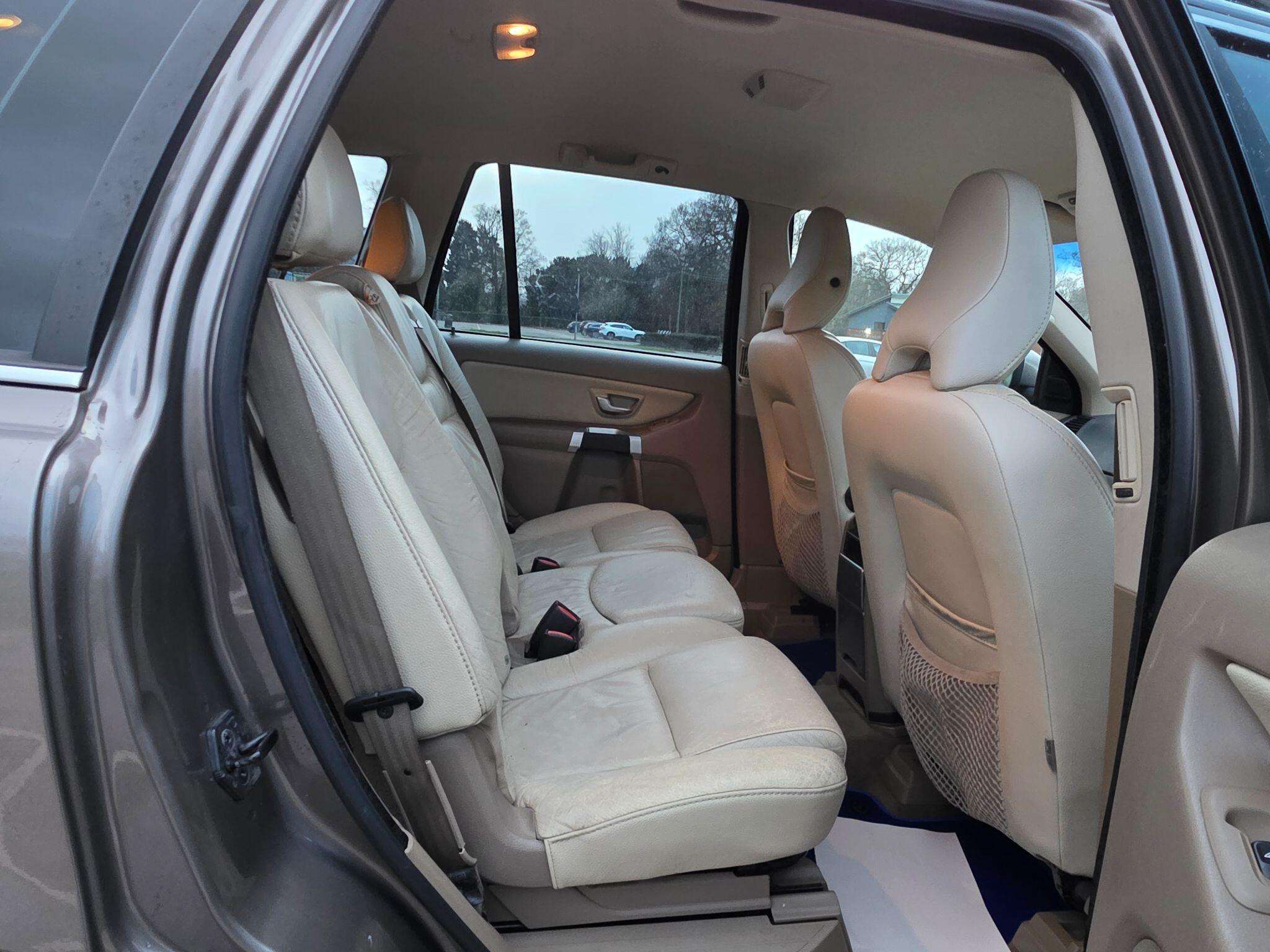 2012 VOLVO XC90 2012 VOLVO XC90