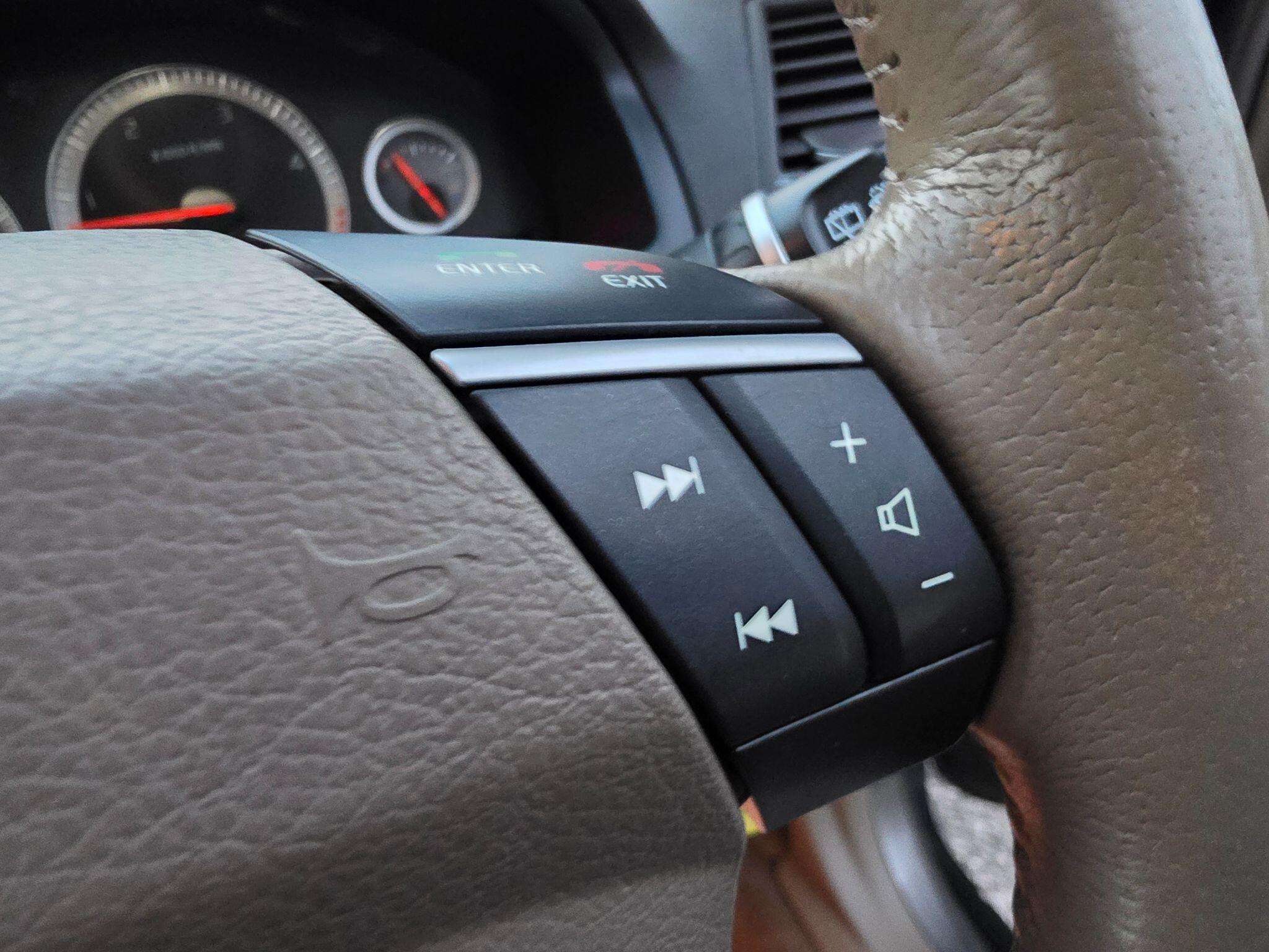 2012 VOLVO XC90 2012 VOLVO XC90