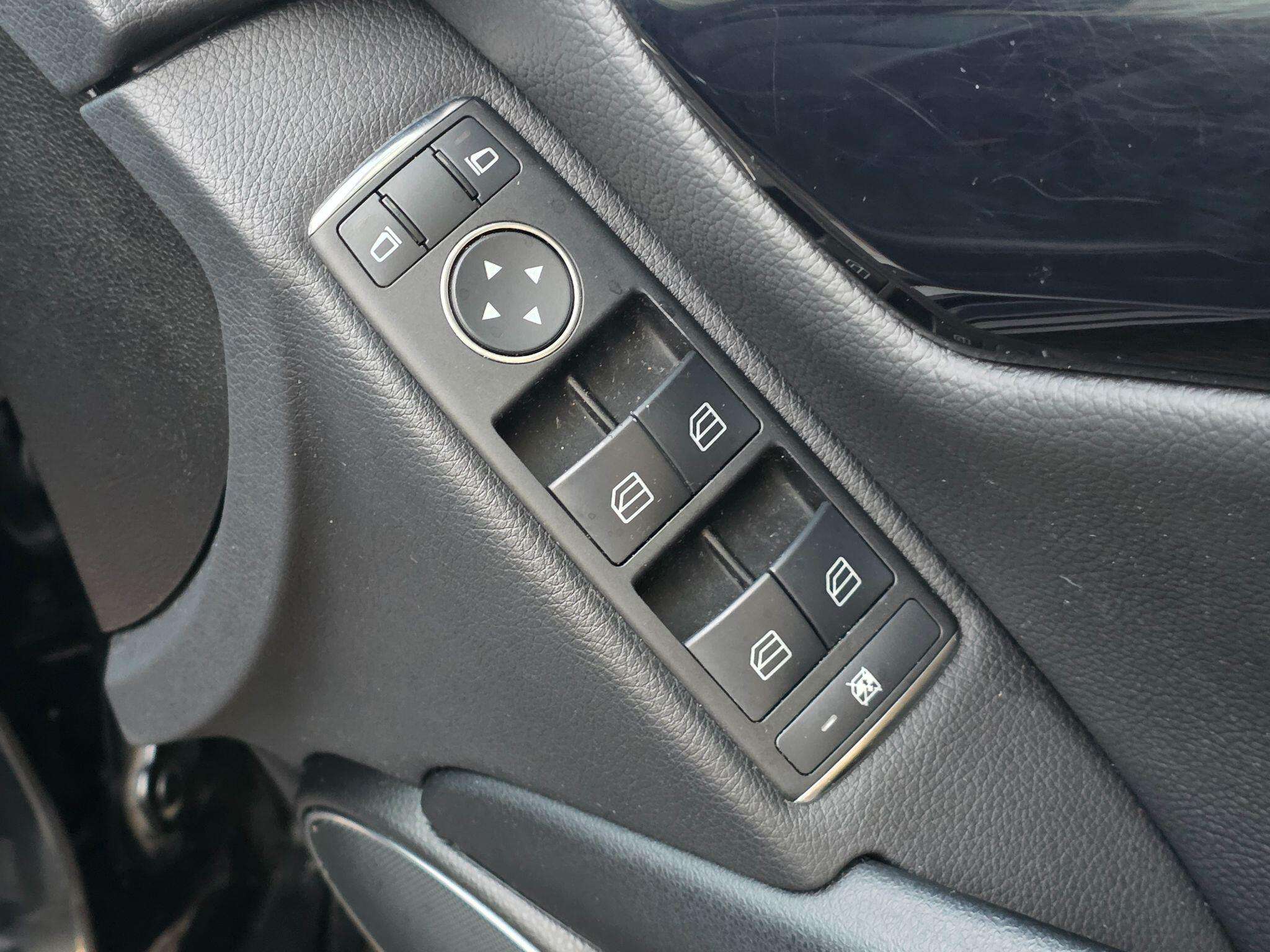 2012 MERCEDES-BENZ C CLASS 2012 MERCEDES-BENZ C CLASS