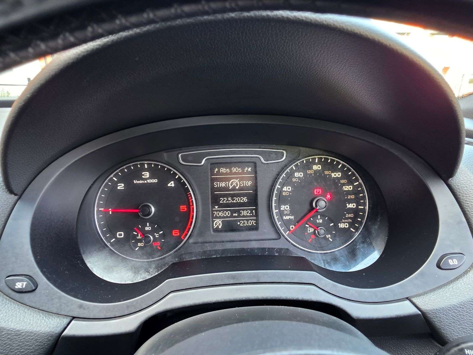 2014 AUDI Q3 2014 AUDI Q3