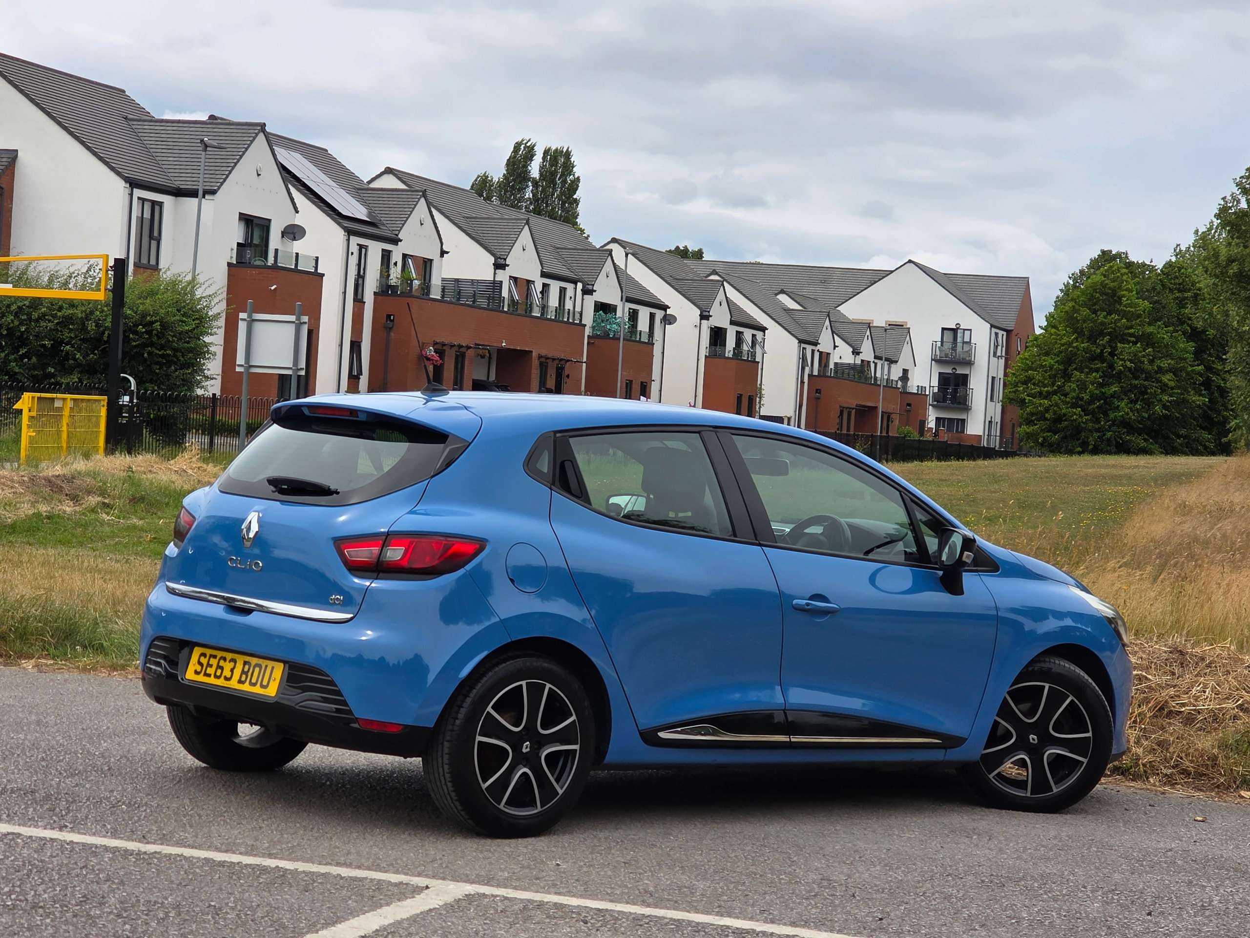 2014 RENAULT CLIO 2014 RENAULT CLIO