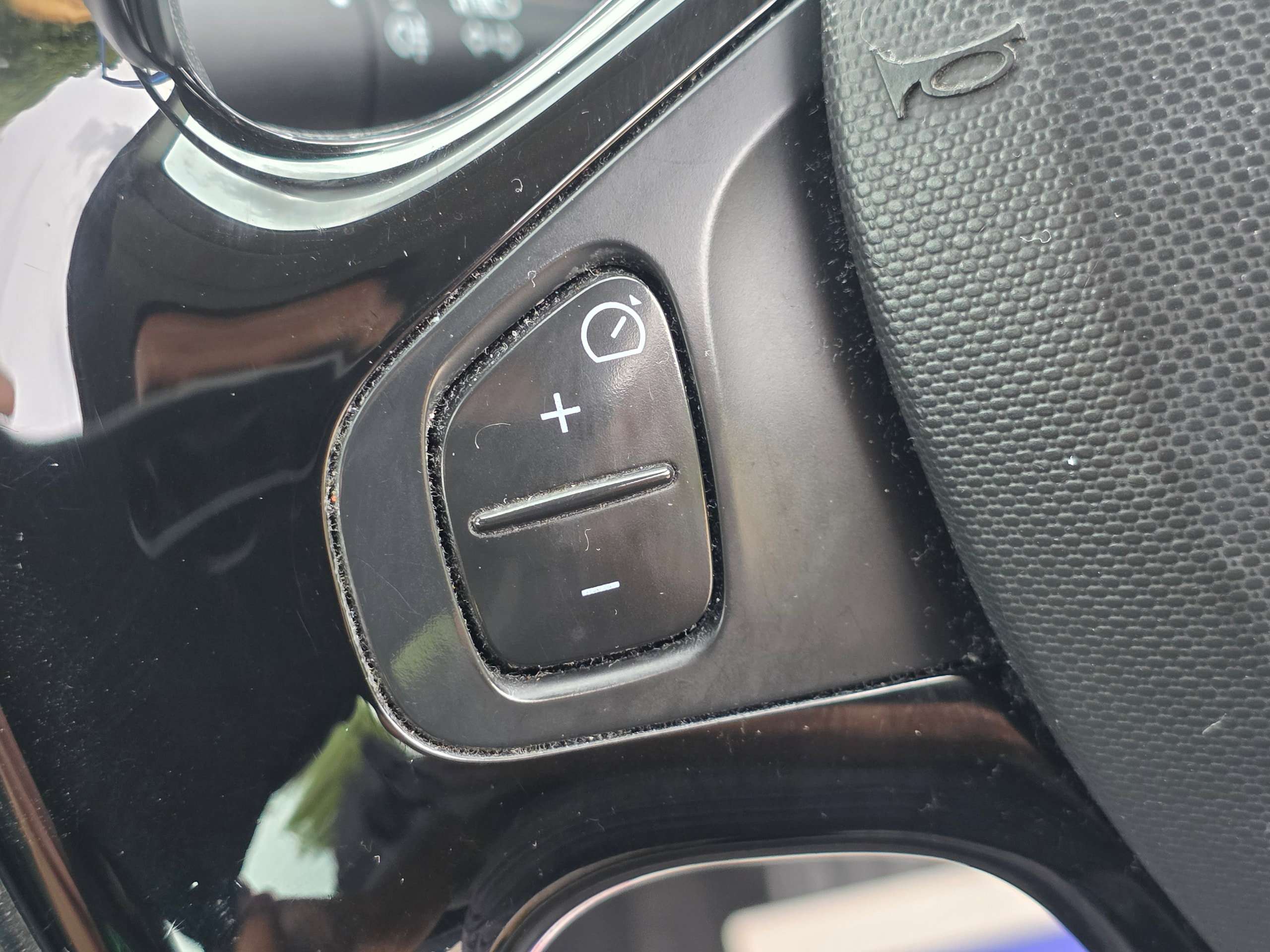 2014 RENAULT CLIO 2014 RENAULT CLIO
