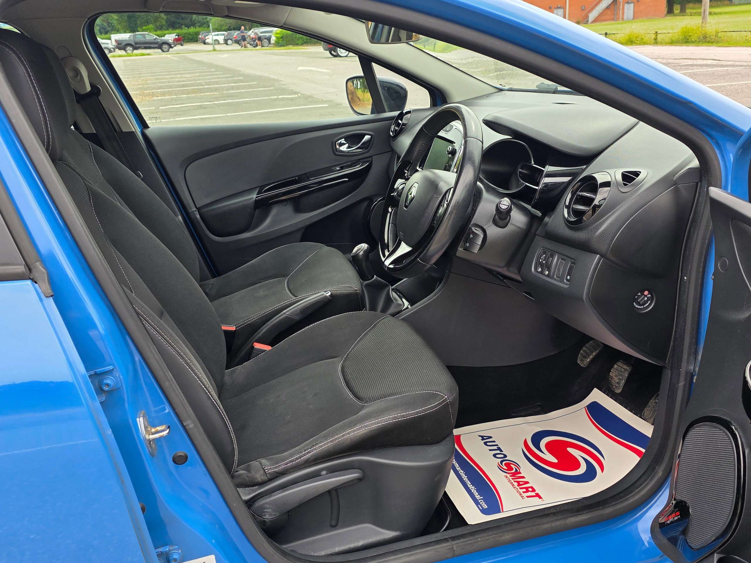 2014 RENAULT CLIO 2014 RENAULT CLIO