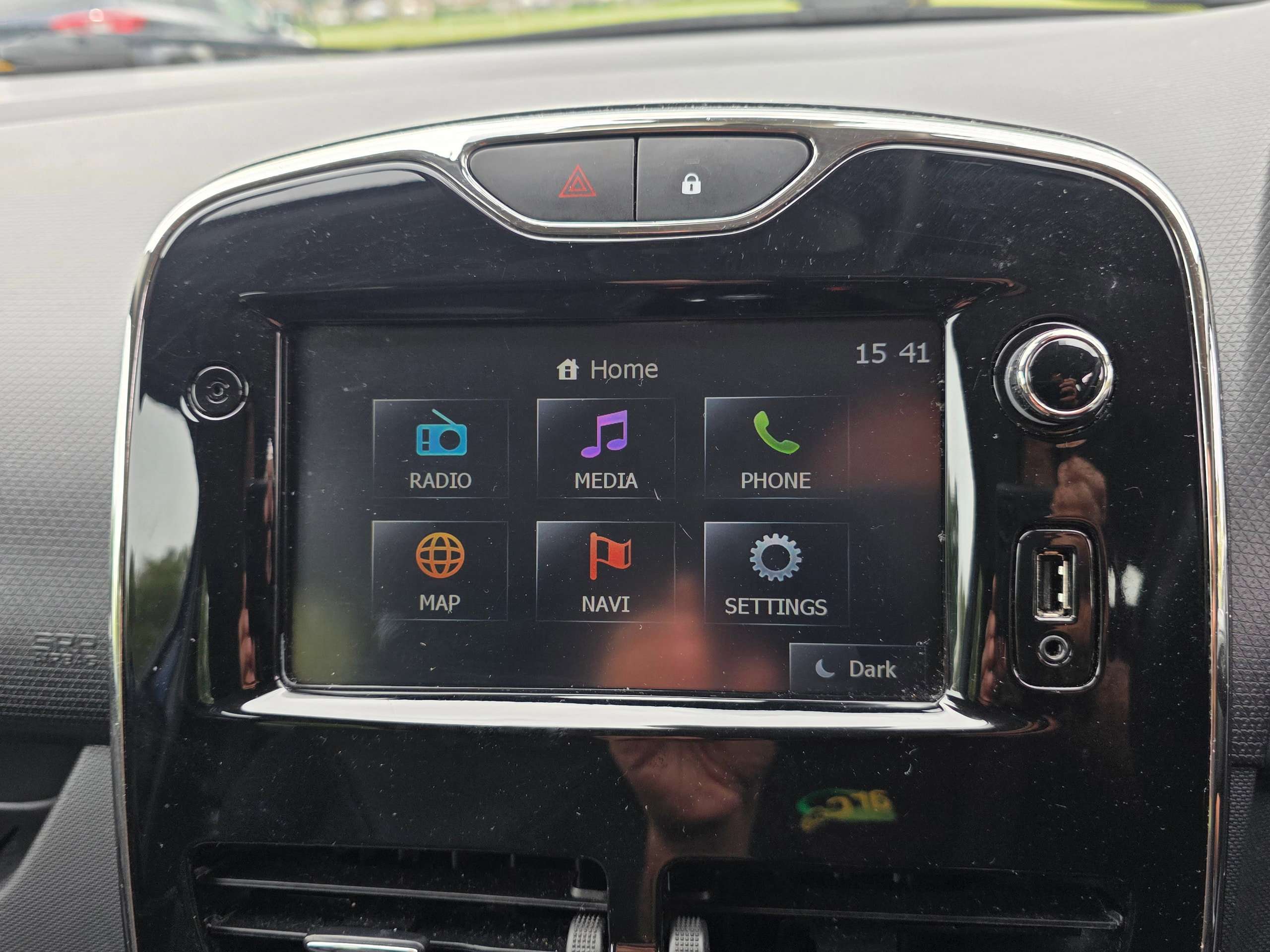 2014 RENAULT CLIO 2014 RENAULT CLIO