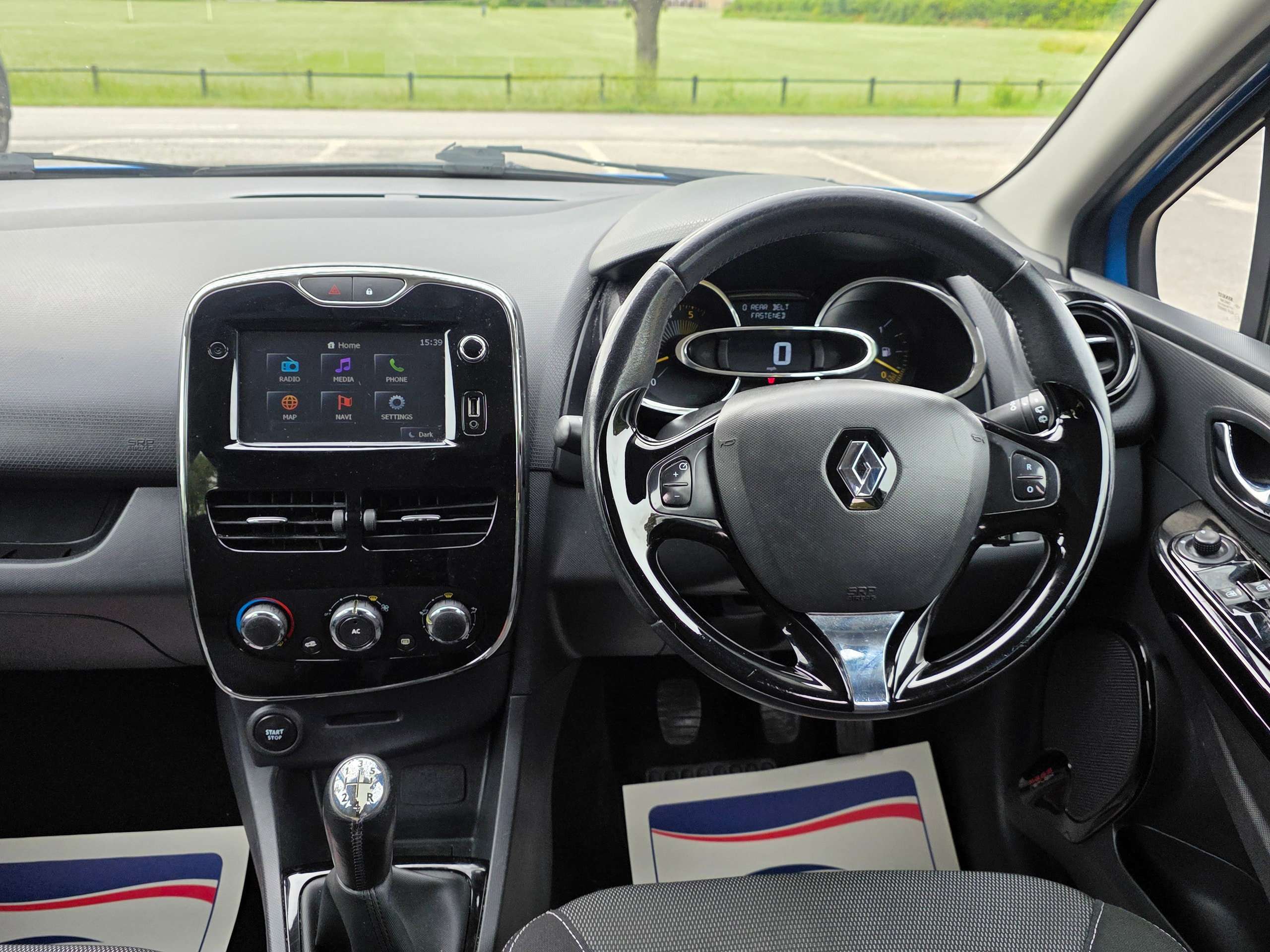 2014 RENAULT CLIO 2014 RENAULT CLIO