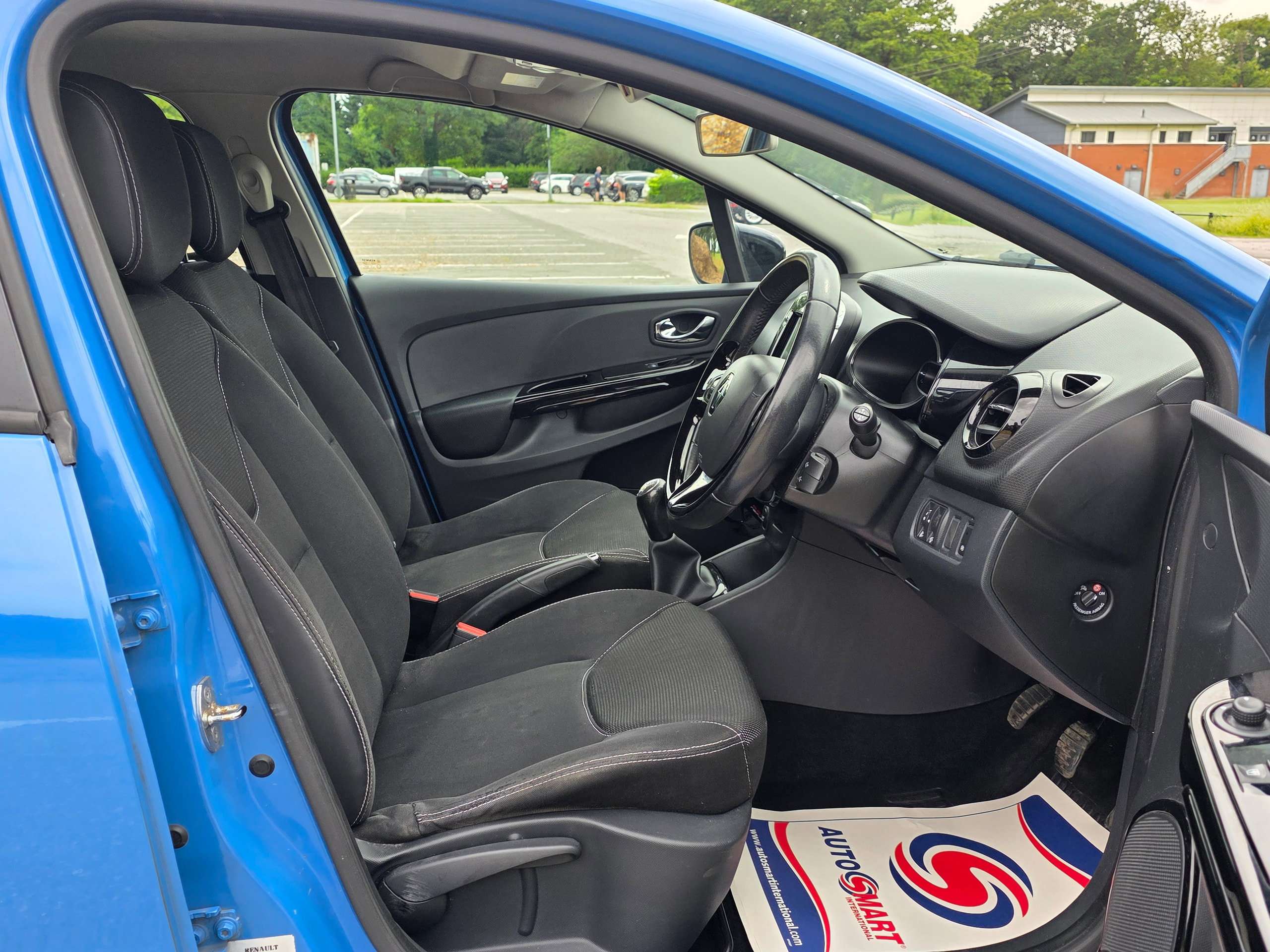 2014 RENAULT CLIO 2014 RENAULT CLIO