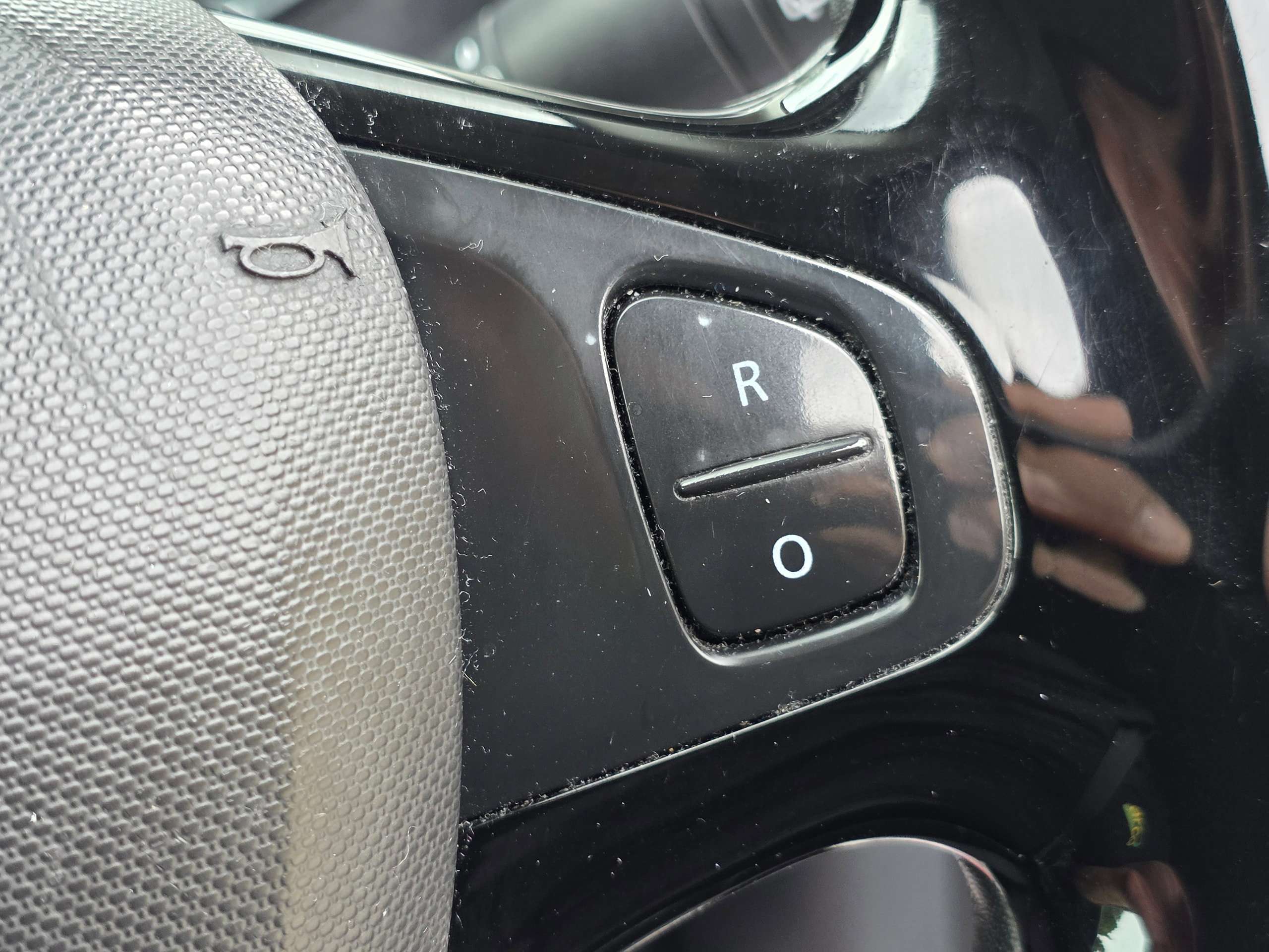2014 RENAULT CLIO 2014 RENAULT CLIO
