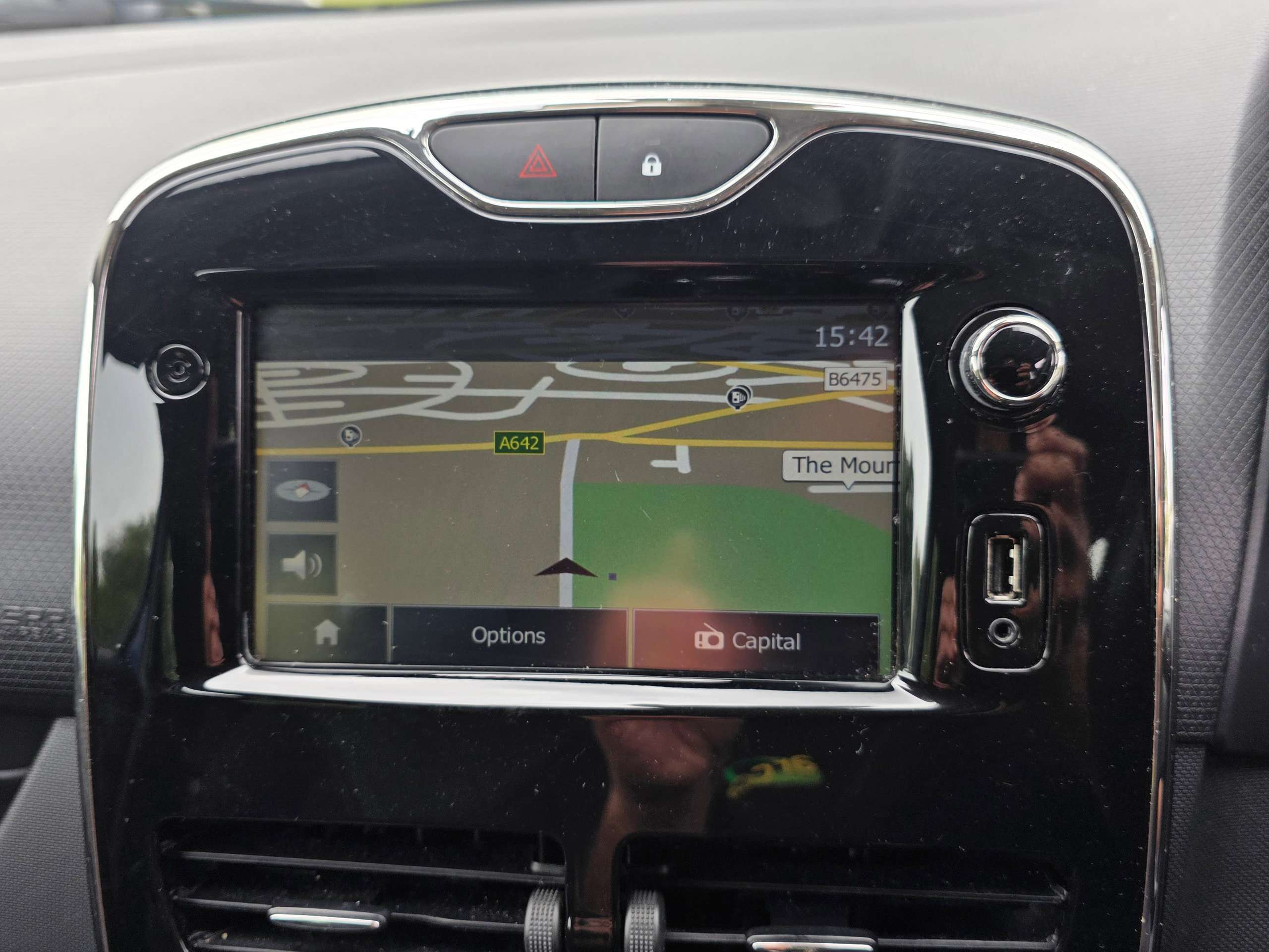 2014 RENAULT CLIO 2014 RENAULT CLIO