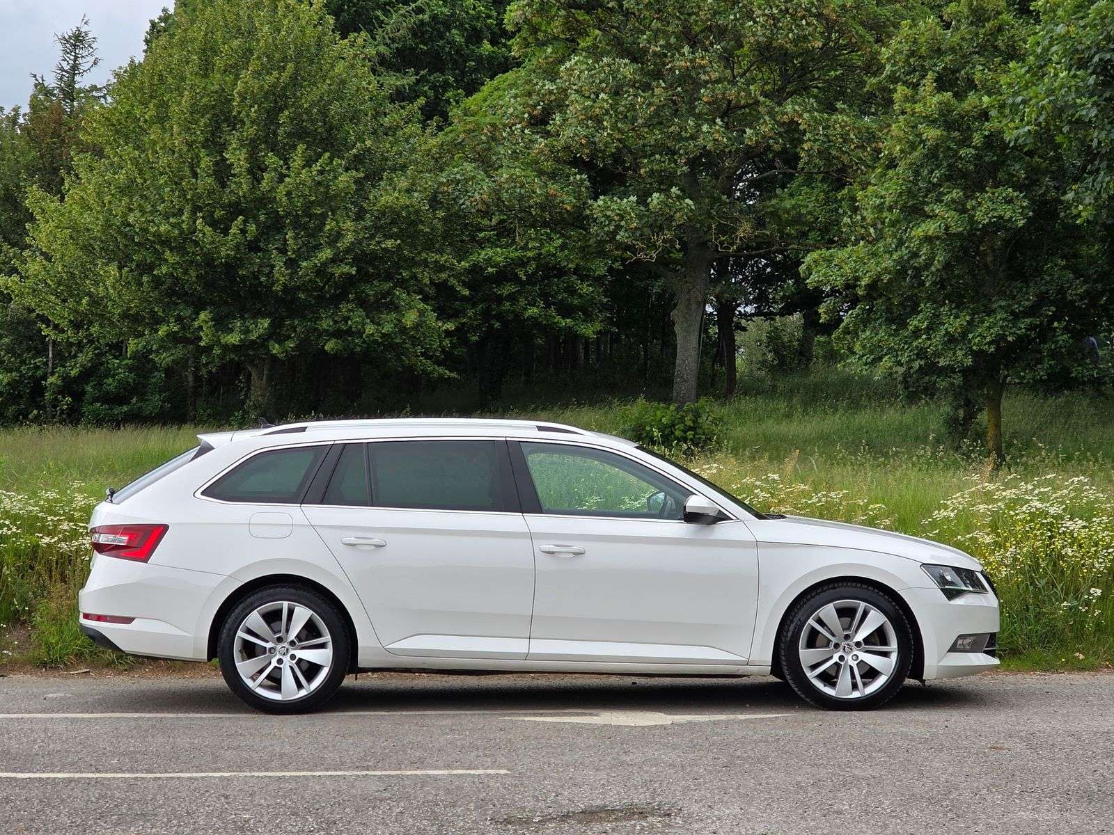 2017 SKODA SUPERB 2017 SKODA SUPERB