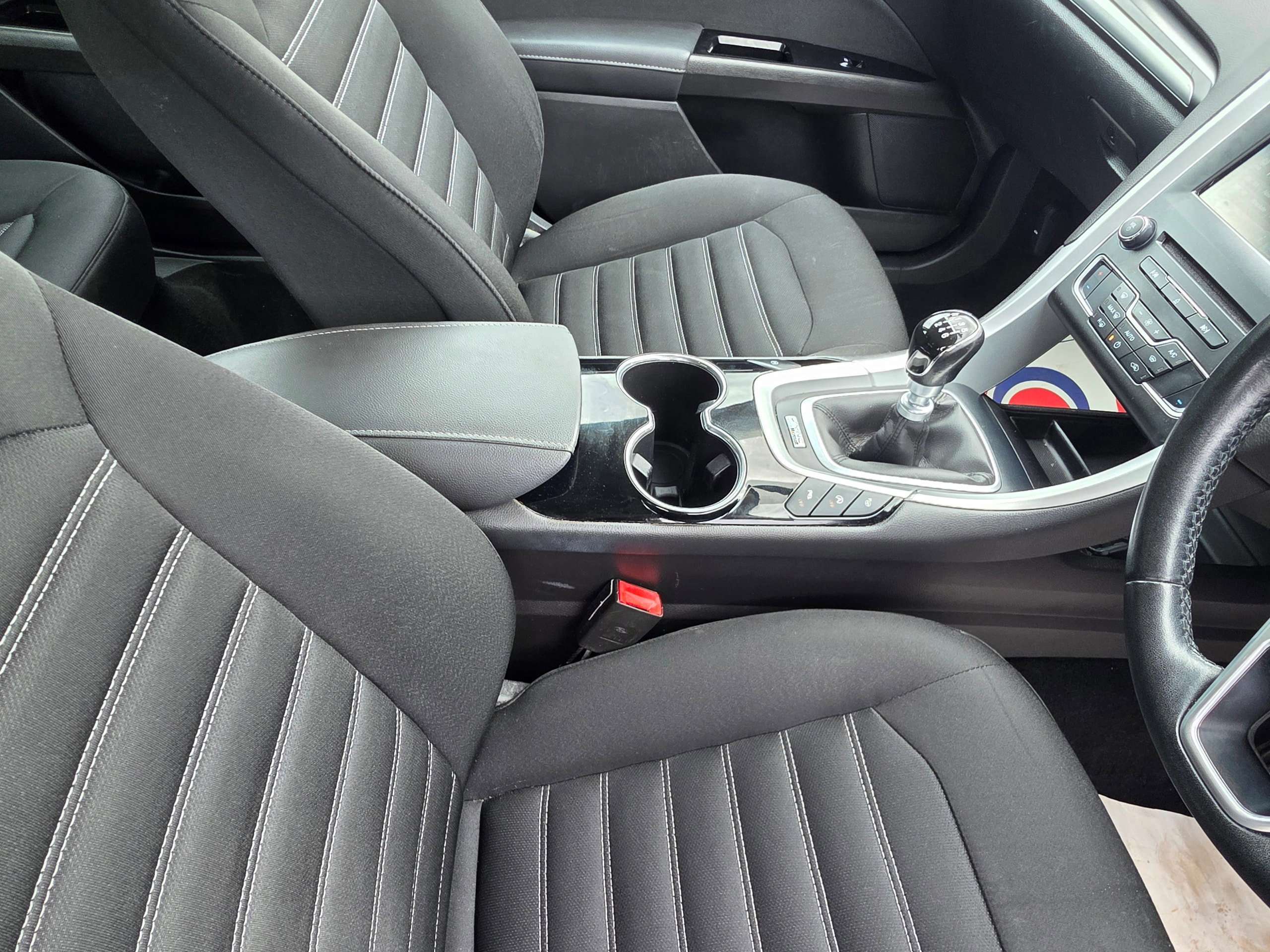 2015 FORD MONDEO 2015 FORD MONDEO