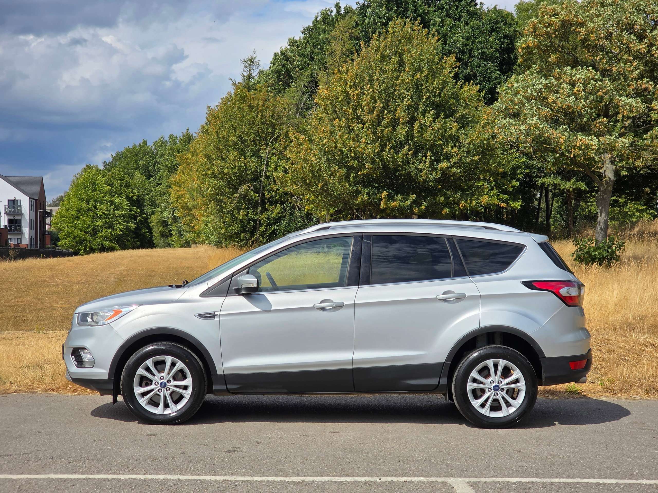 A 2017 FORD KUGA 2.0 TDCi Titanium SUV 5dr Diesel Manual Euro 6 (s/s) (150 ps) A 2017 FORD KUGA 2.0 TDCi Titanium SUV 5dr Diesel Manual Euro 6 (s/s) (150 ps)
