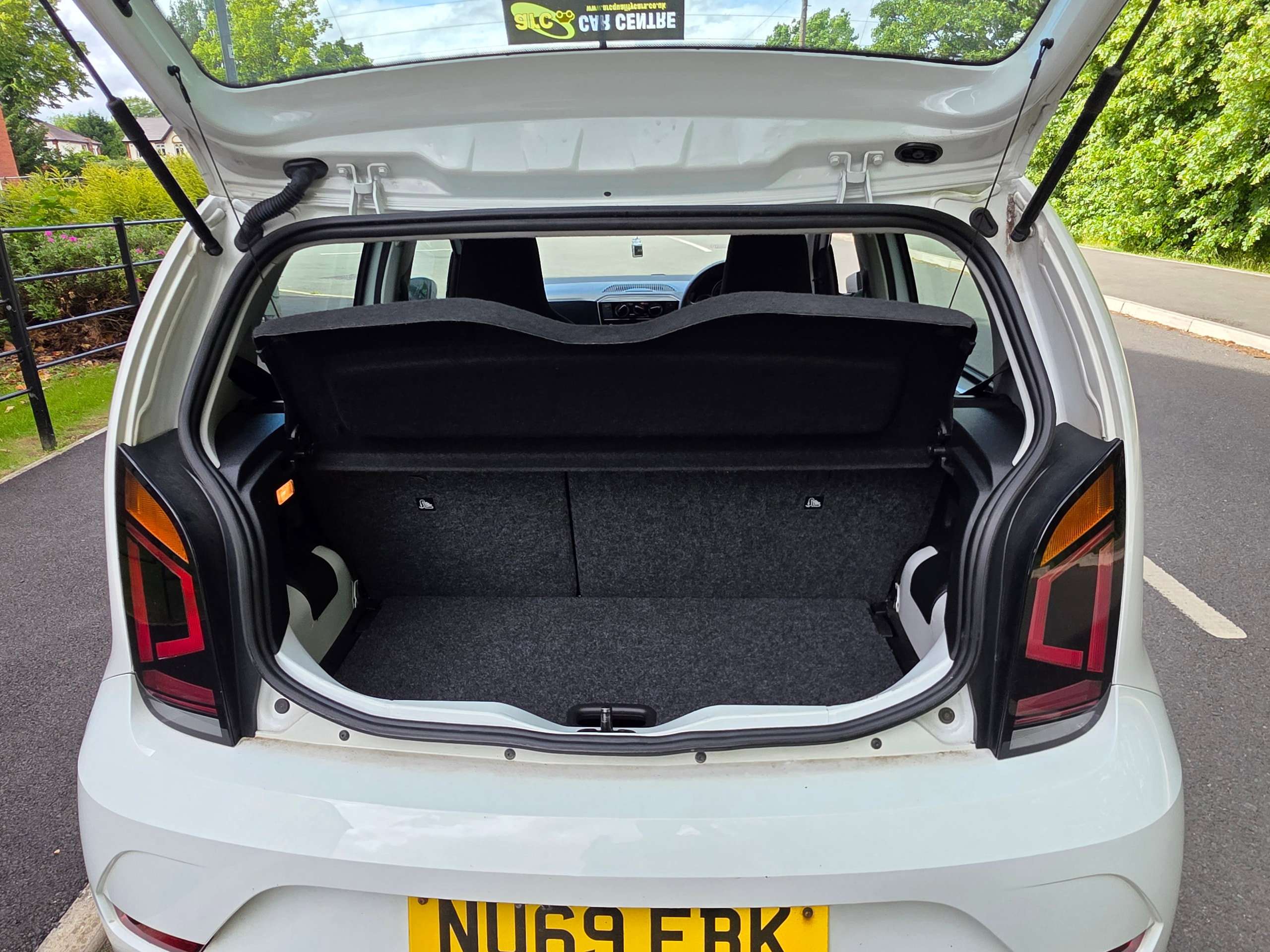 2019 VOLKSWAGEN UP! 2019 VOLKSWAGEN UP!