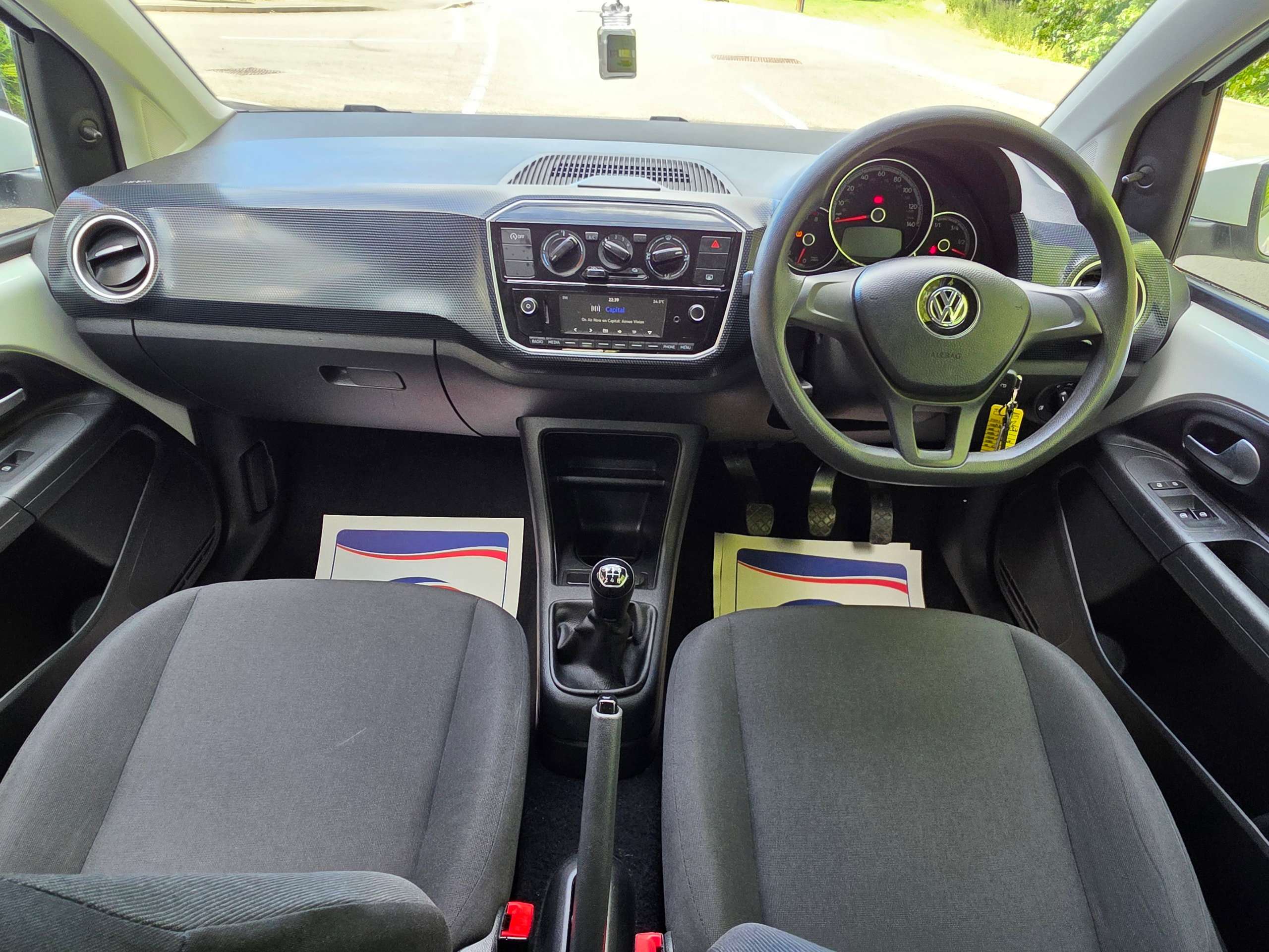 2019 VOLKSWAGEN UP! 2019 VOLKSWAGEN UP!