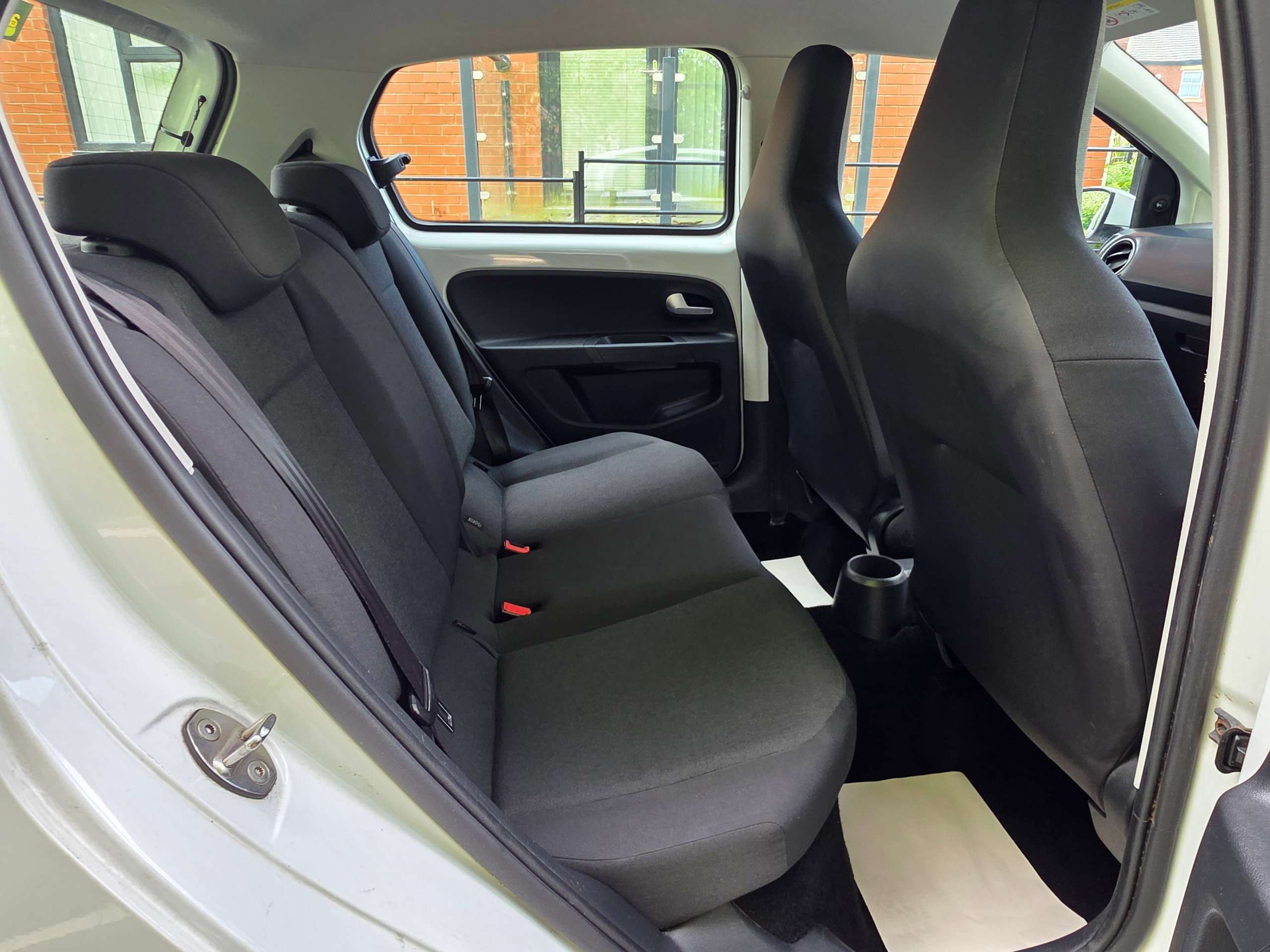 2019 VOLKSWAGEN UP! 2019 VOLKSWAGEN UP!