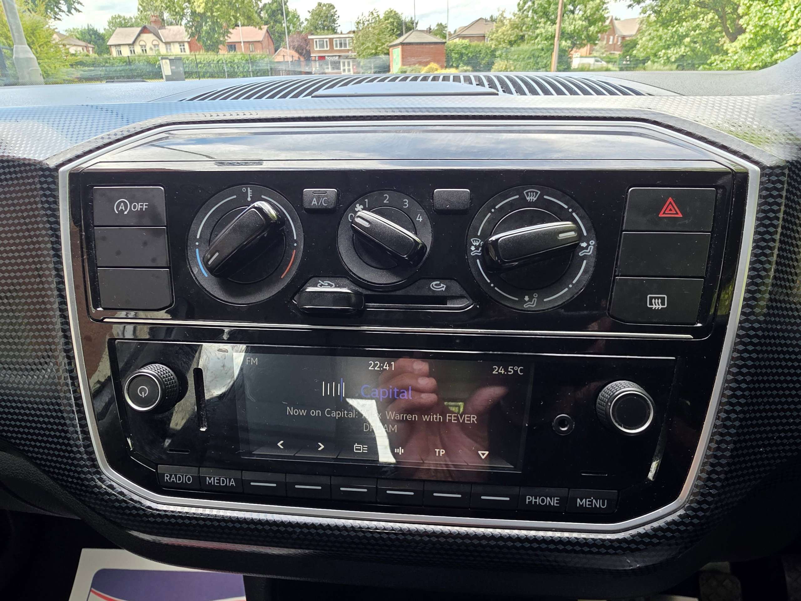 2019 VOLKSWAGEN UP! 2019 VOLKSWAGEN UP!