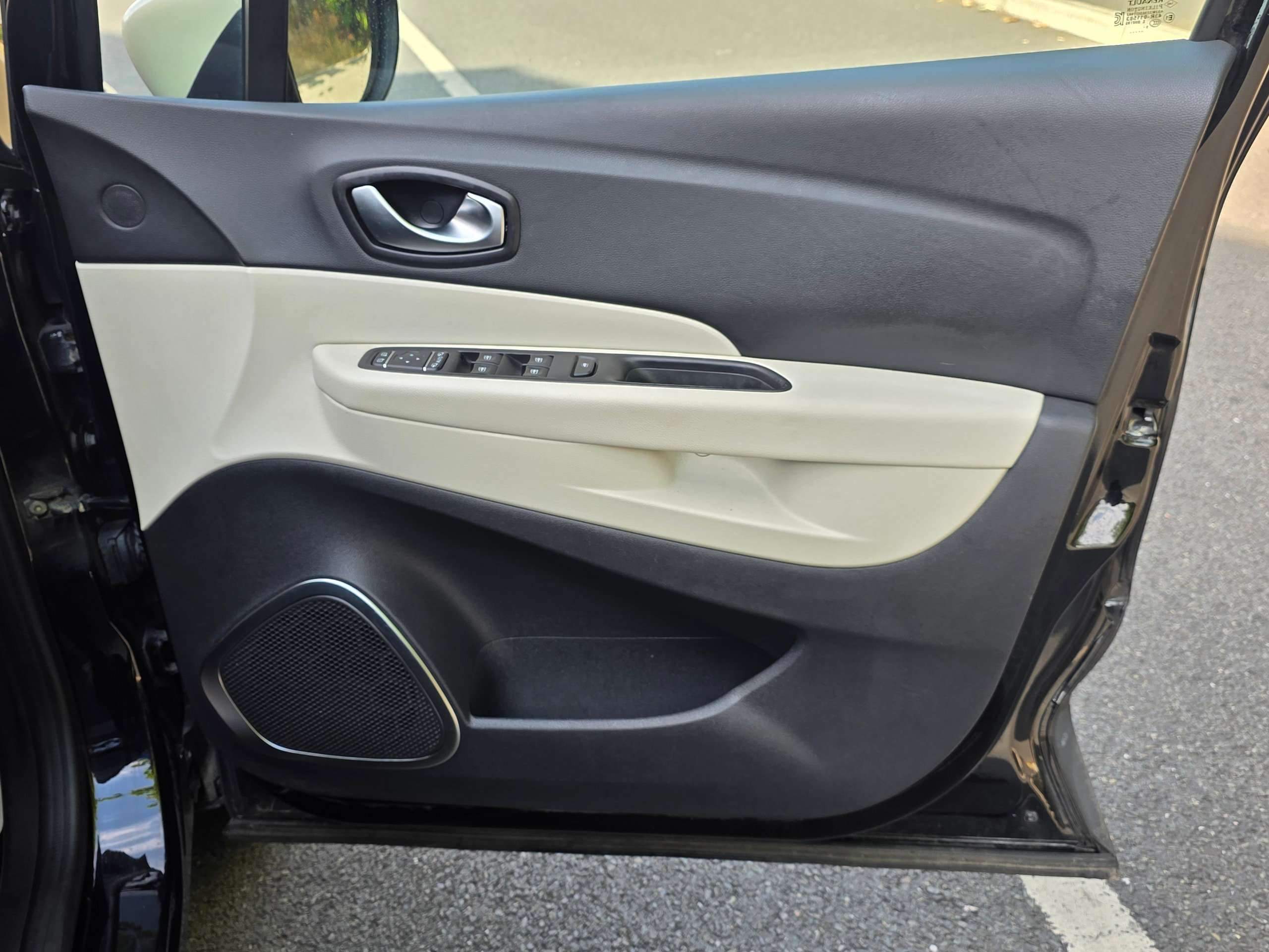 2019 RENAULT CAPTUR 2019 RENAULT CAPTUR