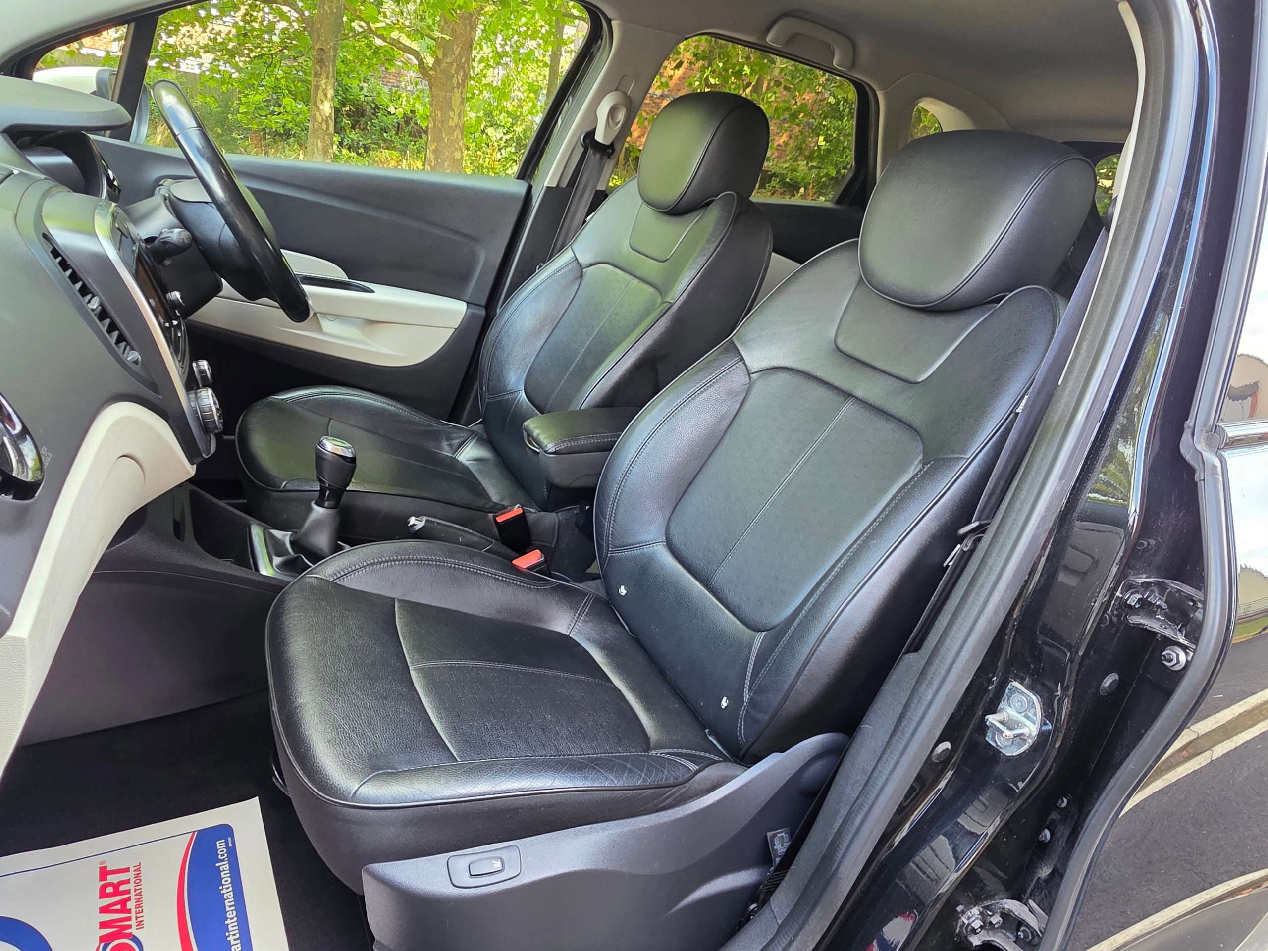 2019 RENAULT CAPTUR 2019 RENAULT CAPTUR