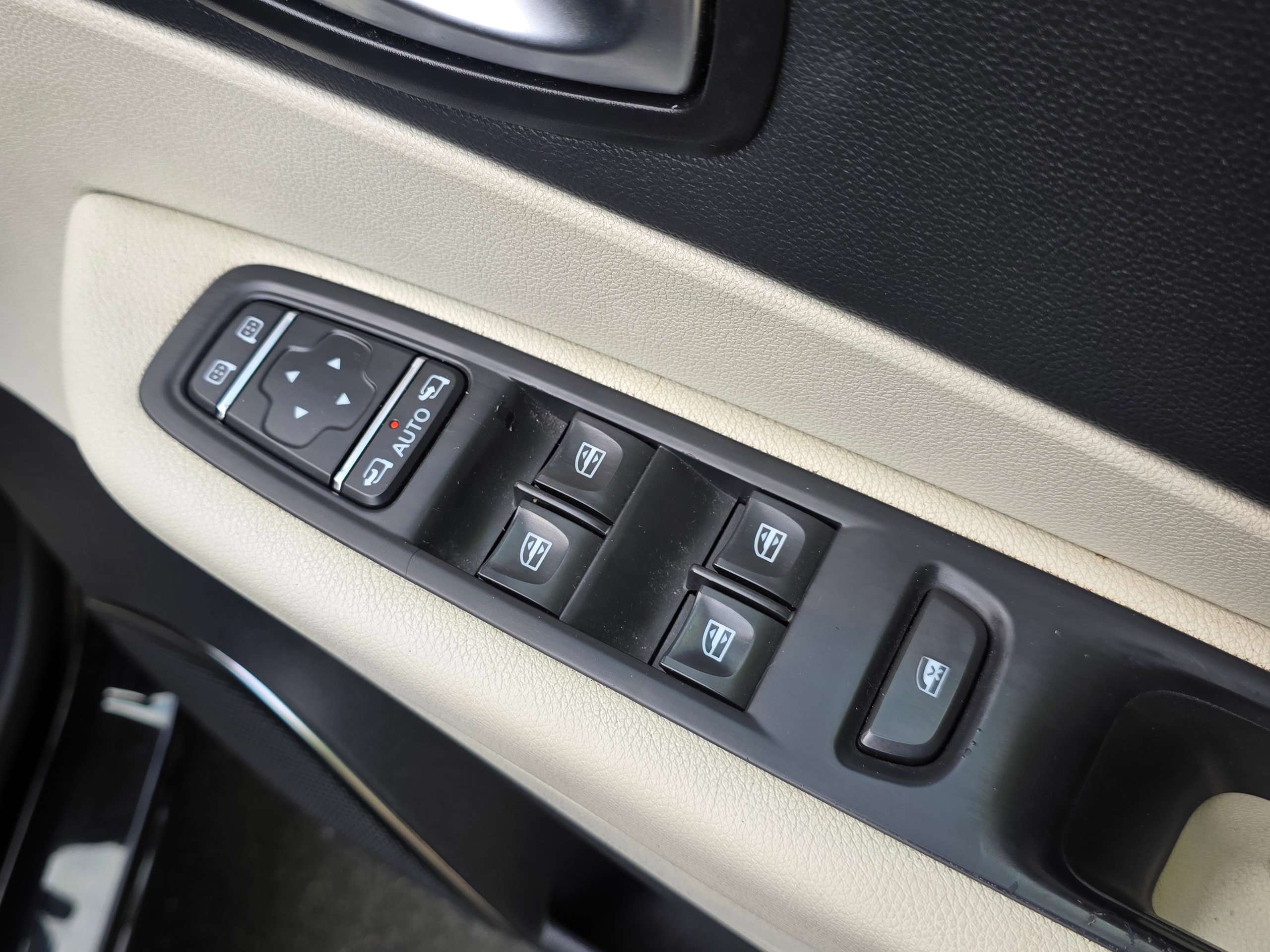 2019 RENAULT CAPTUR 2019 RENAULT CAPTUR