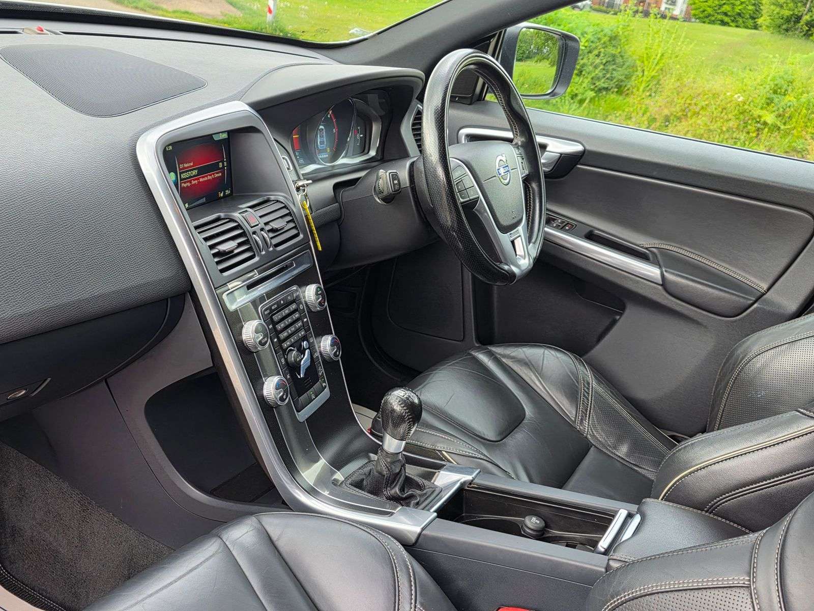2015 VOLVO XC60 2015 VOLVO XC60