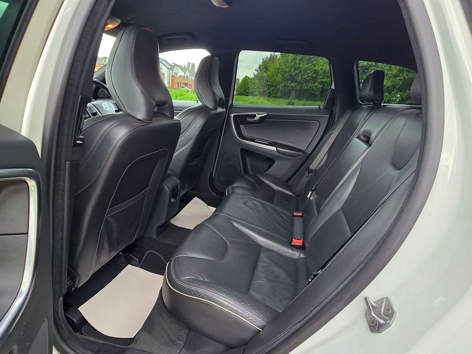 2015 VOLVO XC60 2015 VOLVO XC60