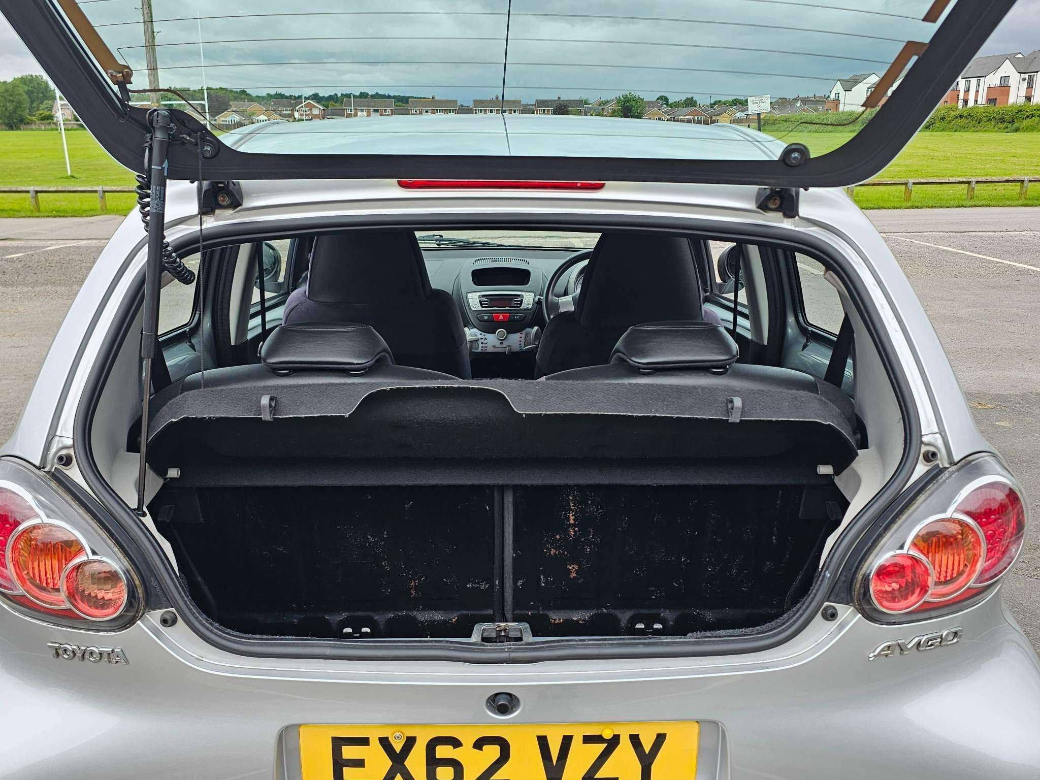 2012 TOYOTA AYGO 2012 TOYOTA AYGO