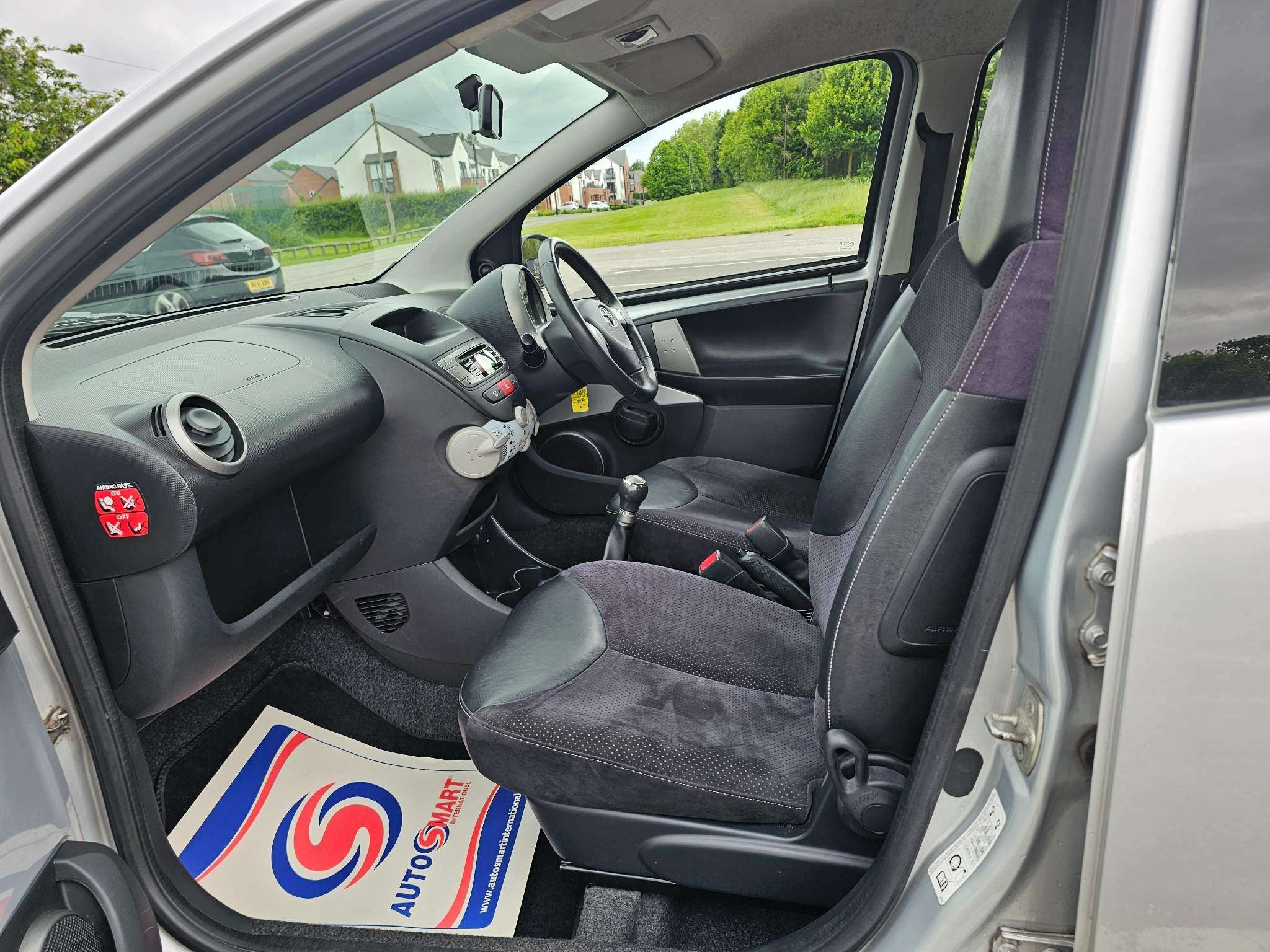 2012 TOYOTA AYGO 2012 TOYOTA AYGO