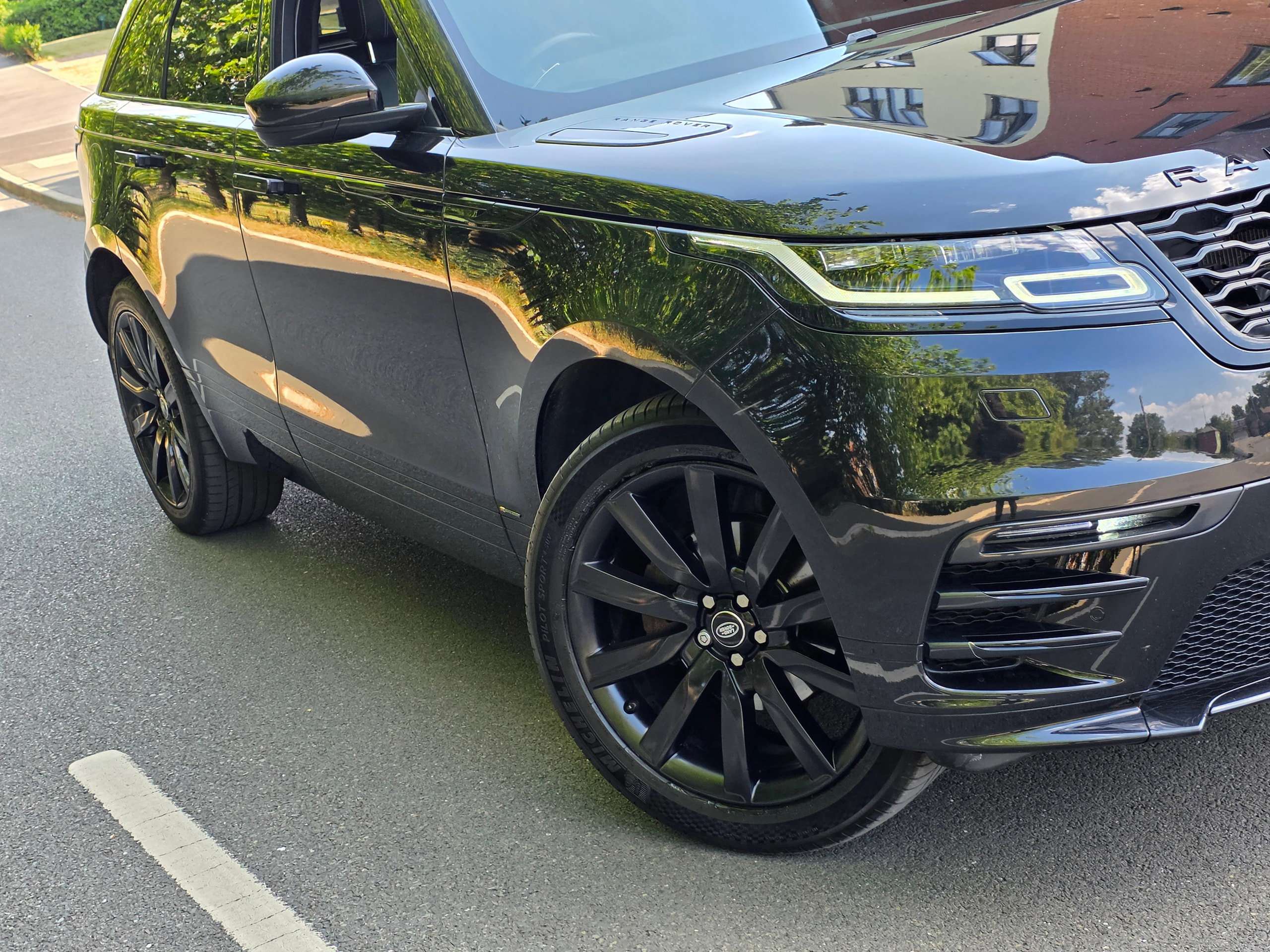 2018 LAND ROVER RANGE ROVER VELAR 2018 LAND ROVER RANGE ROVER VELAR