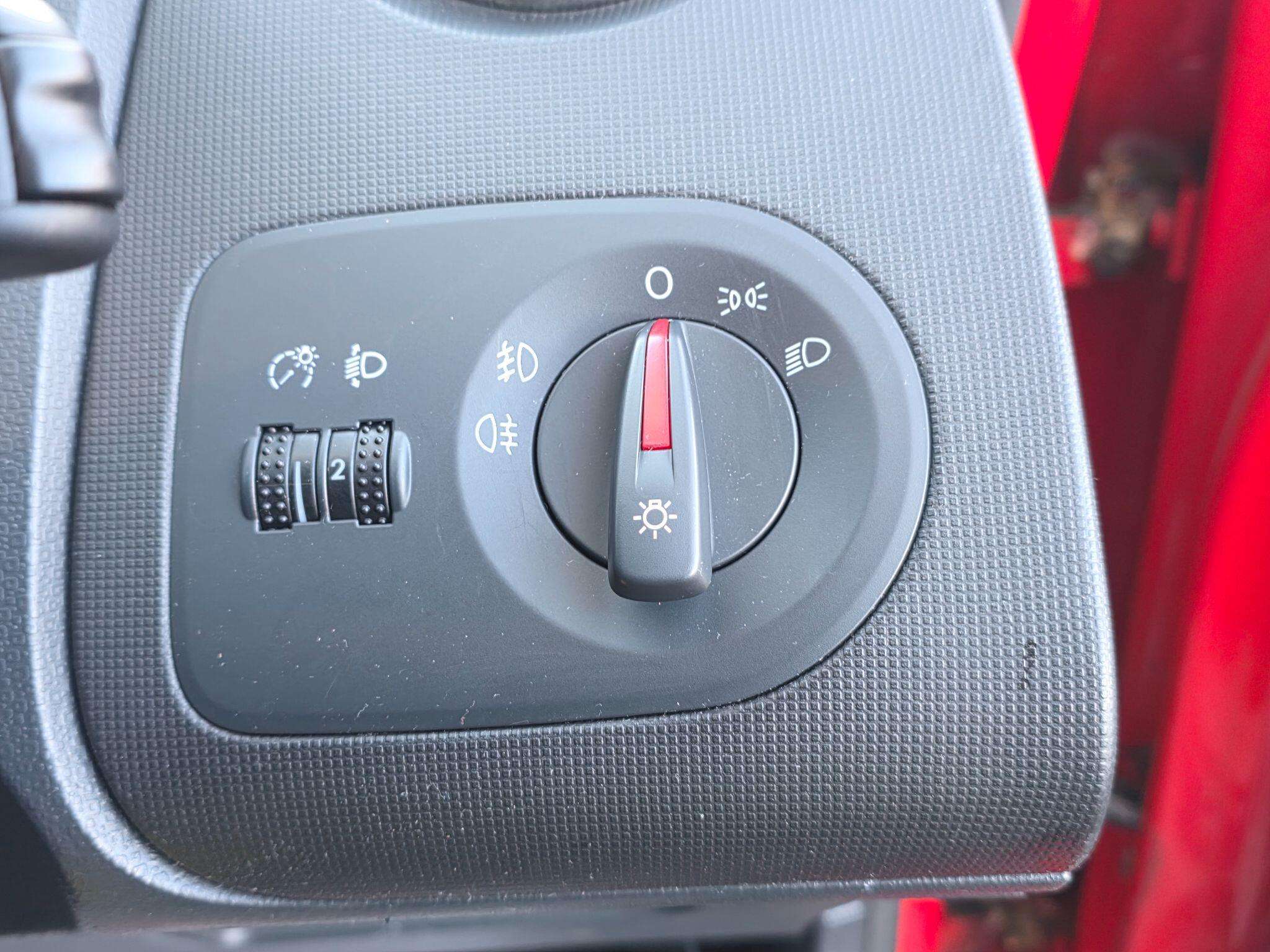 2014 SEAT IBIZA 2014 SEAT IBIZA